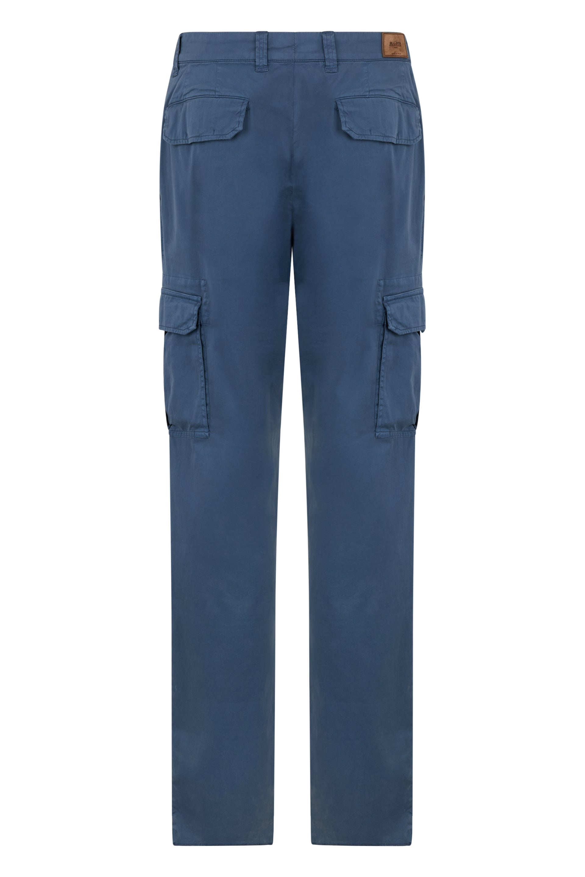 Cargo pants in shades of blue, casual and versatile.