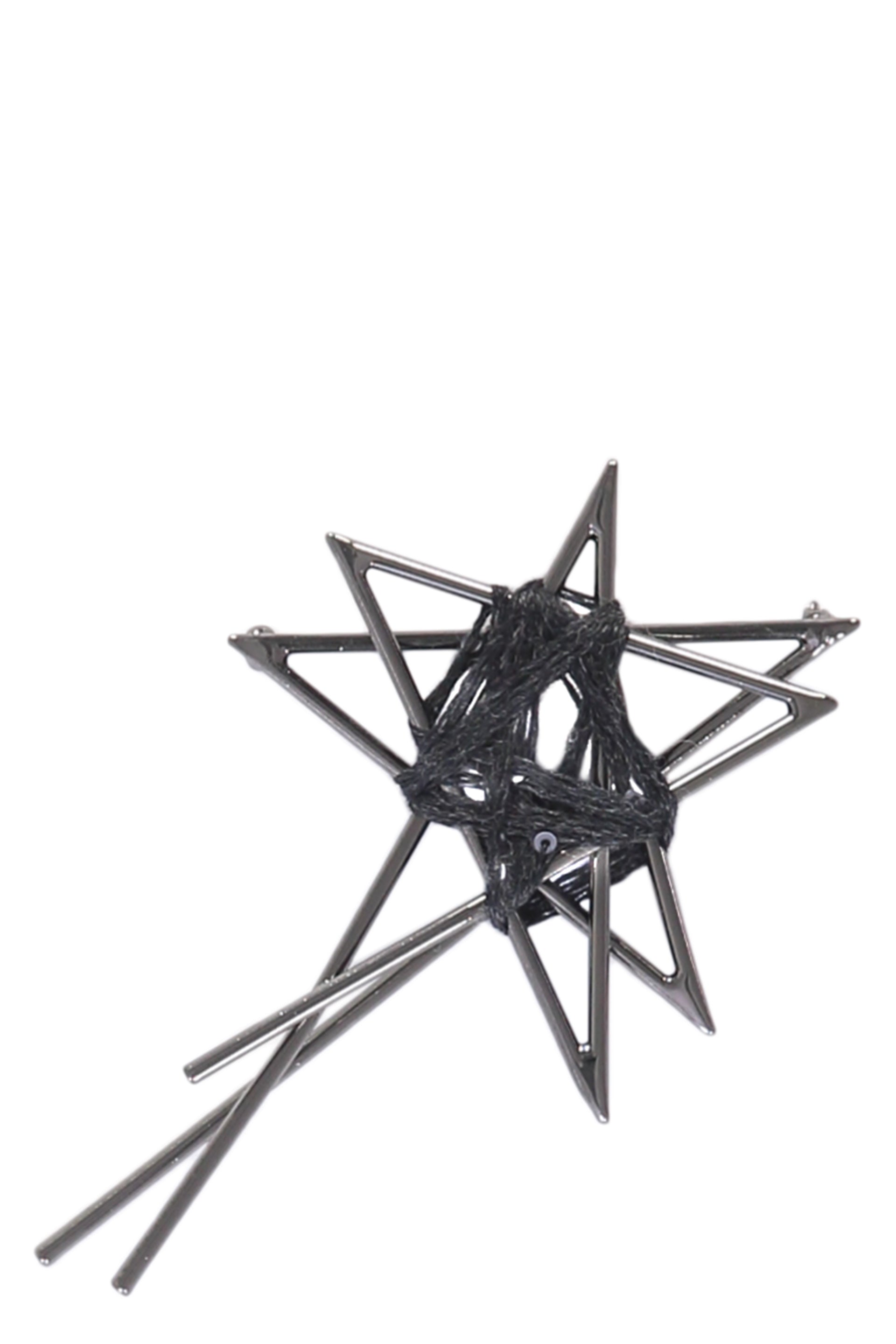 Decorative brooch