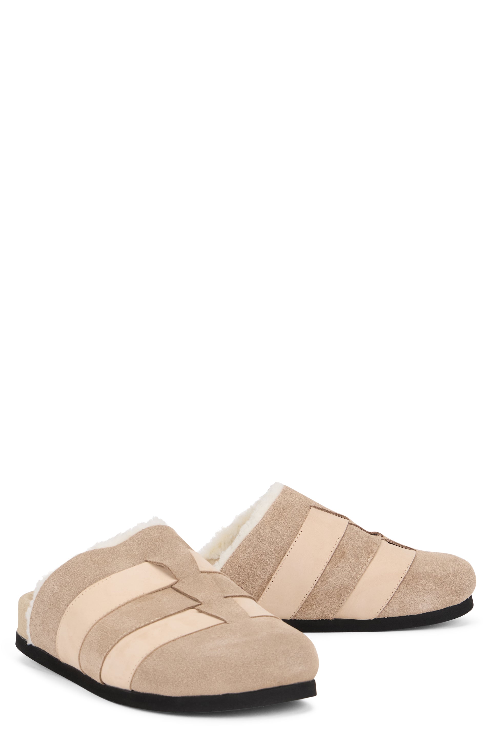 Elegant and minimalist slip-on shoe for any occasion.