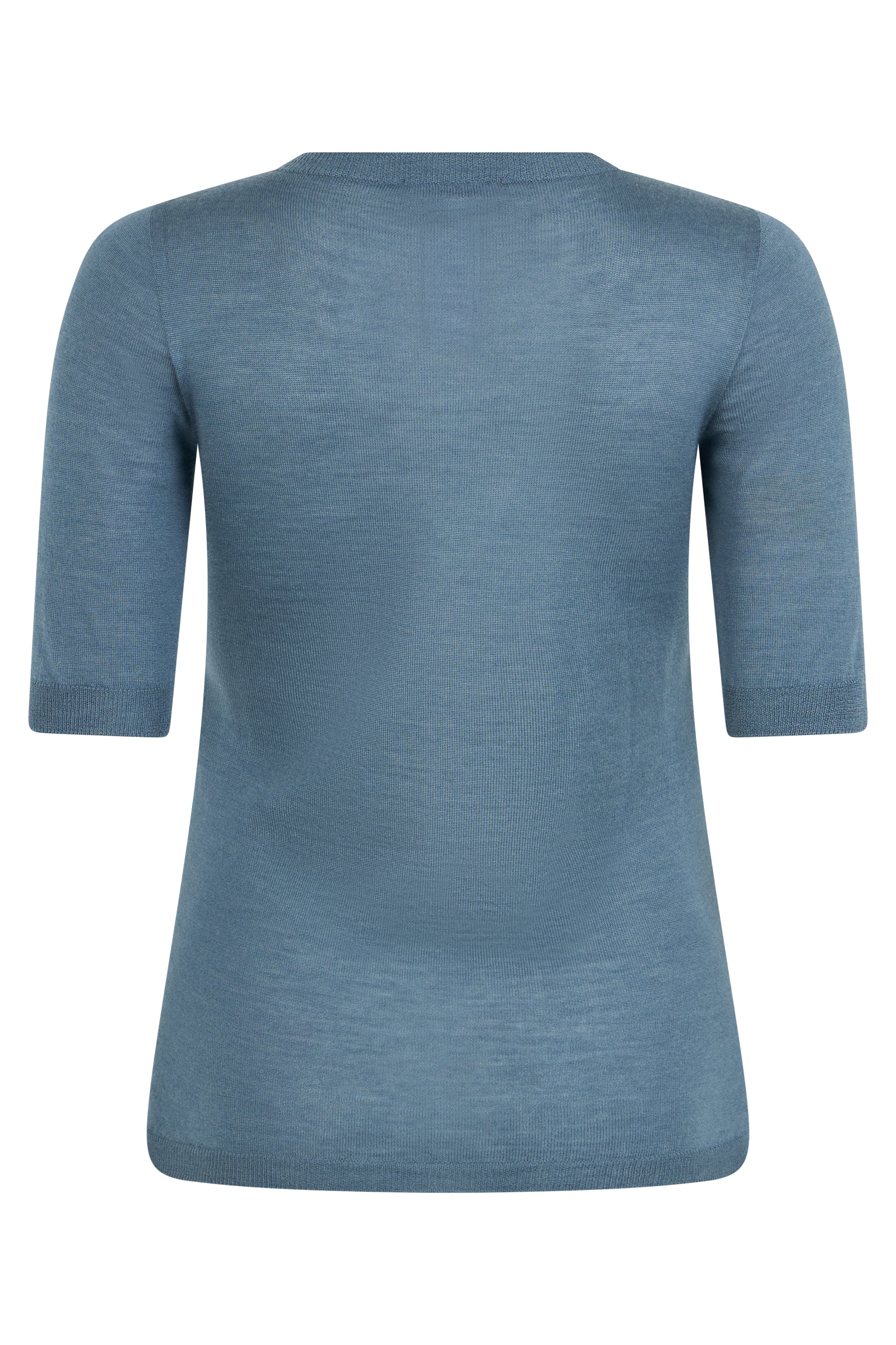 Elegant blue sweater with three-quarter sleeves and a minimalist design.