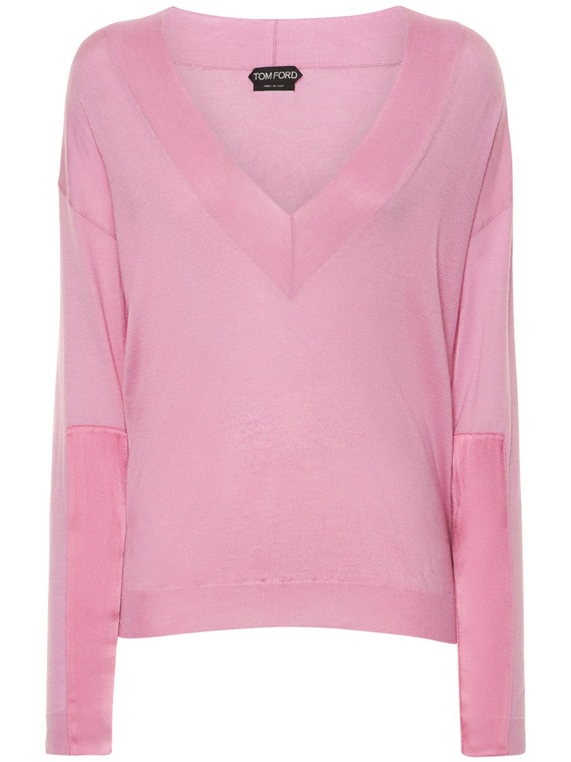Elegant pink sweater with V-neck
