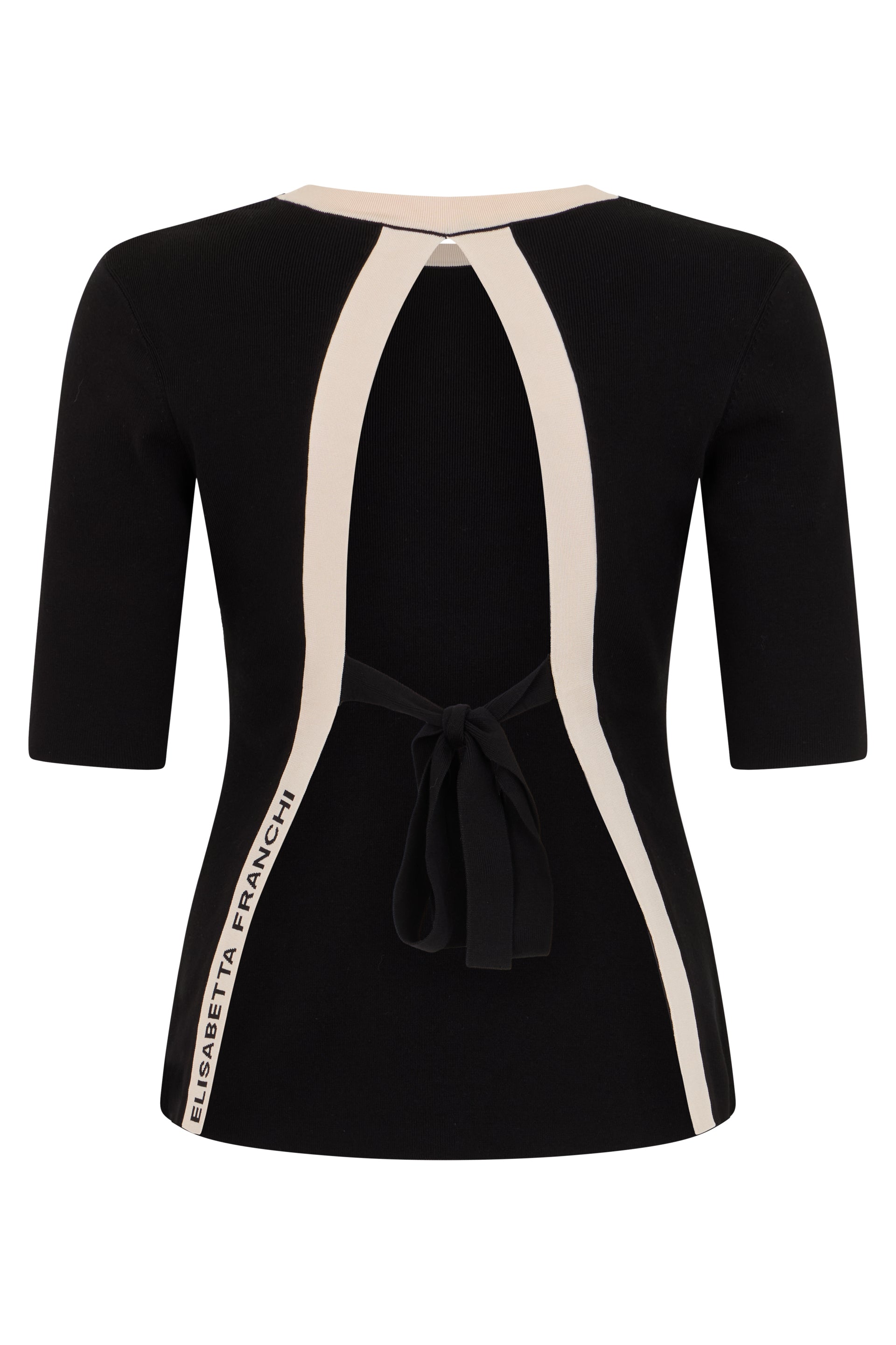 Top with three-quarter sleeves