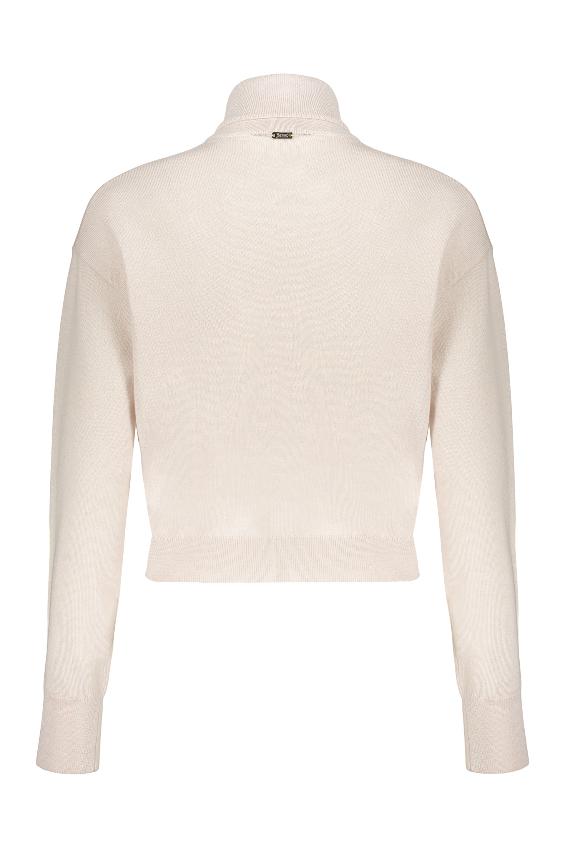 Beige cropped sweater with long sleeves