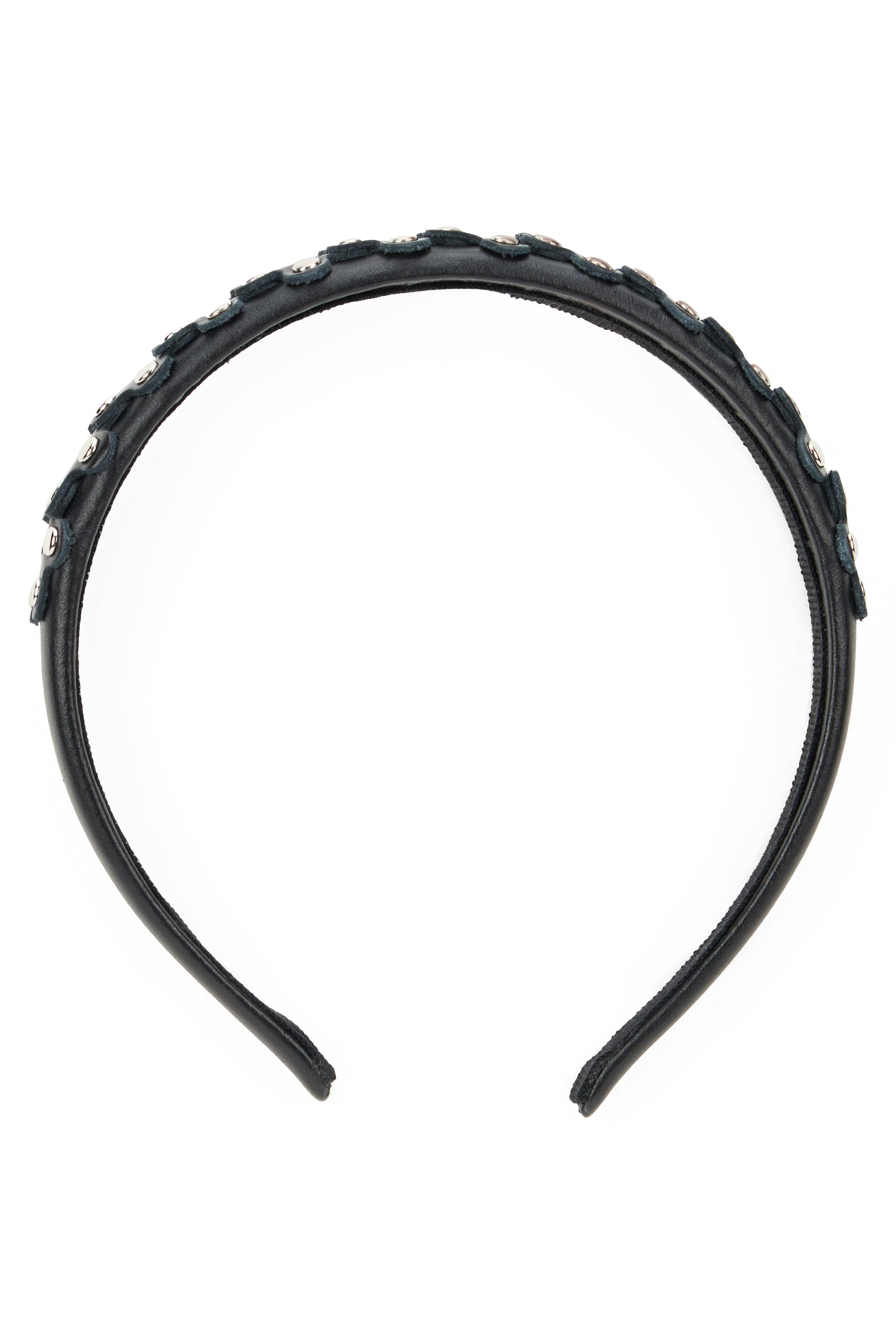 Black, elegant and versatile headband.