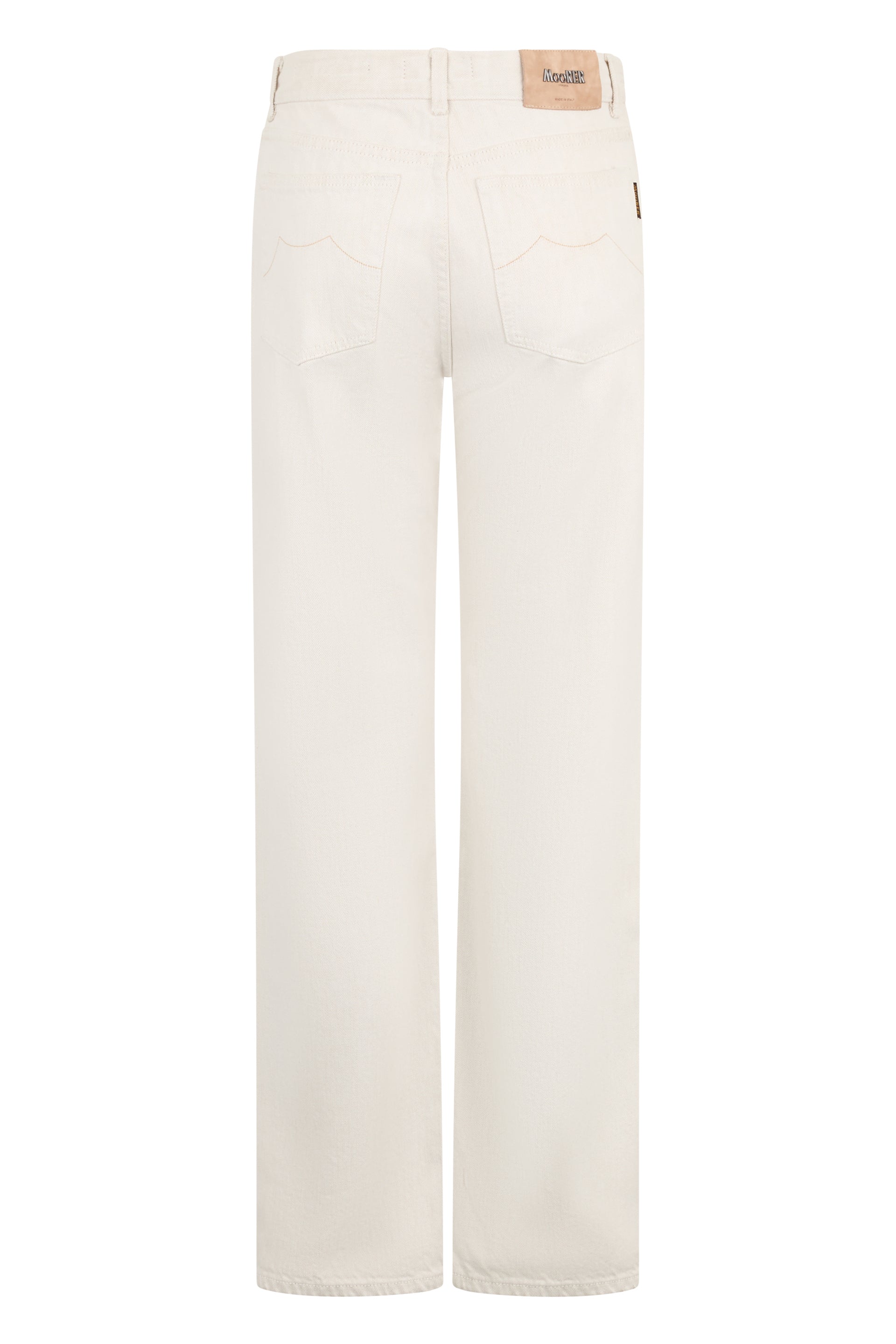 White lightweight pants, comfortable and versatile