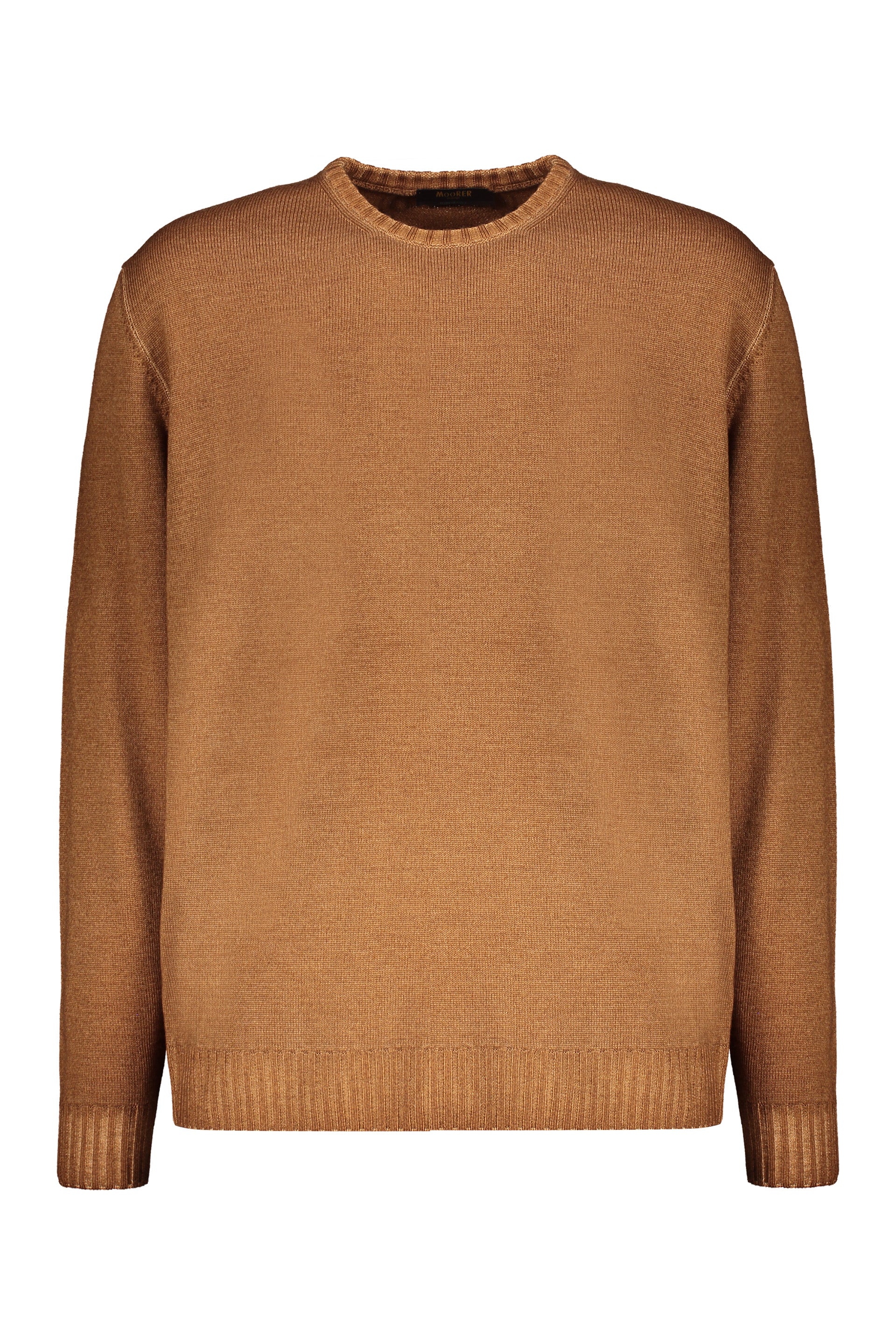Brown long-sleeved sweater