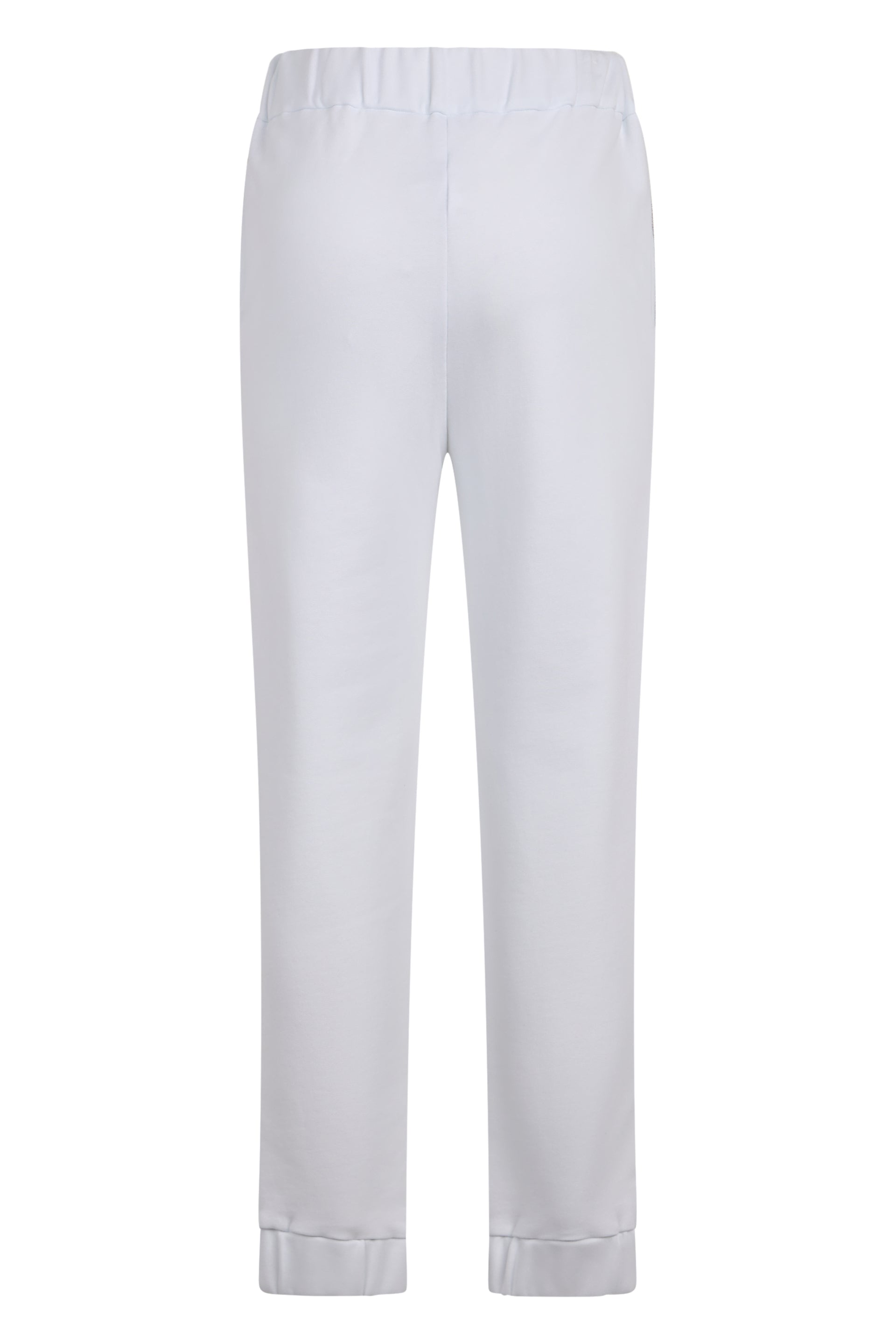 Light and comfortable pants suitable for any occasion.