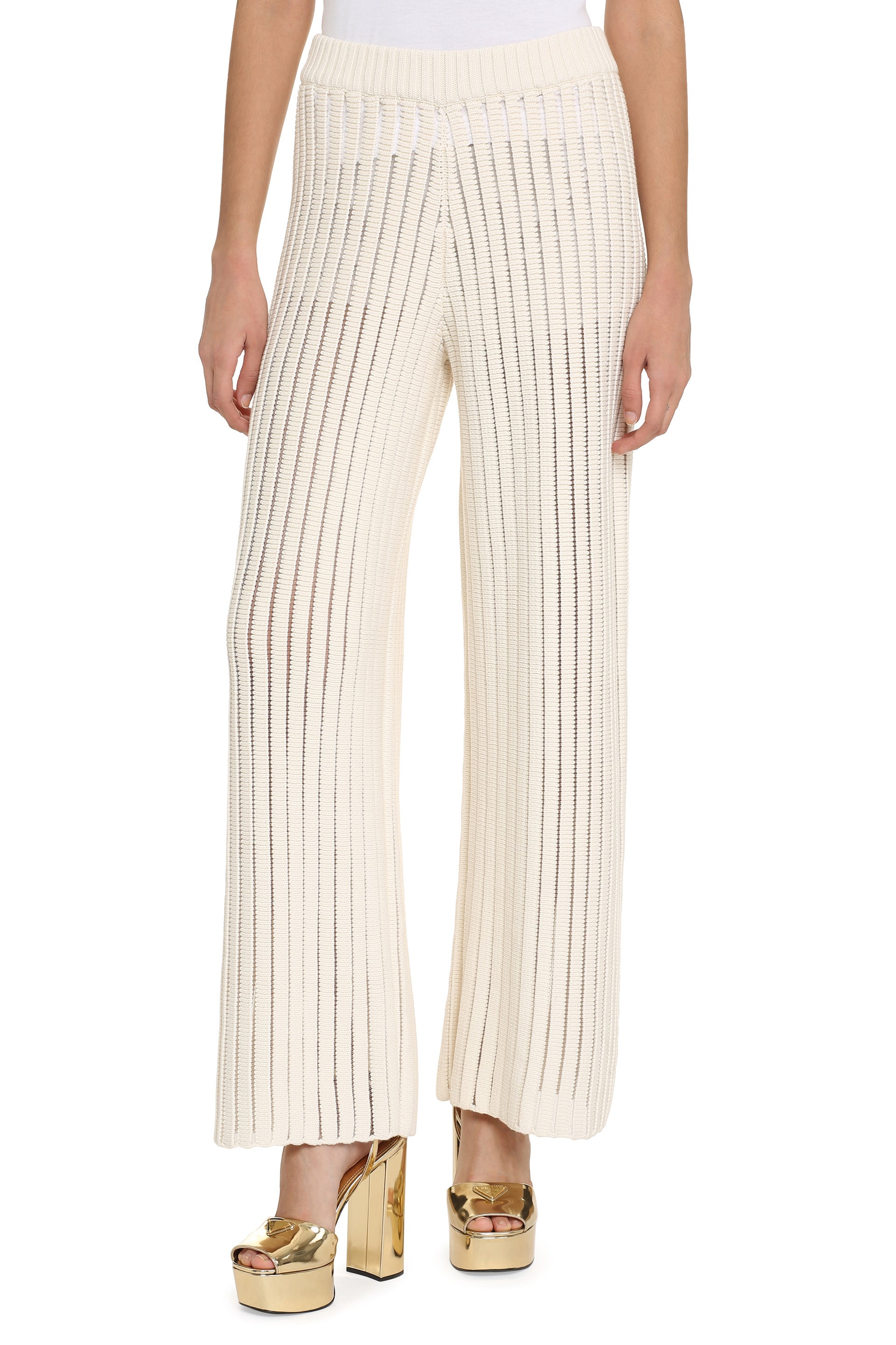 Wide leg knitted trousers