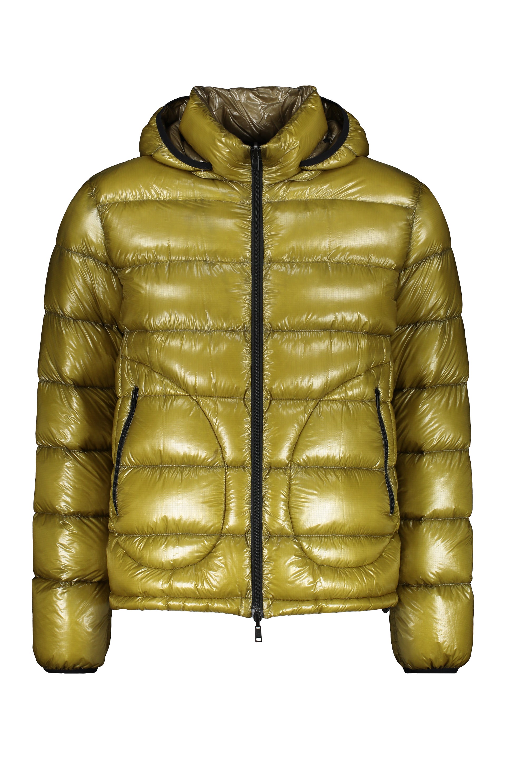 Lightweight reversible down jacket