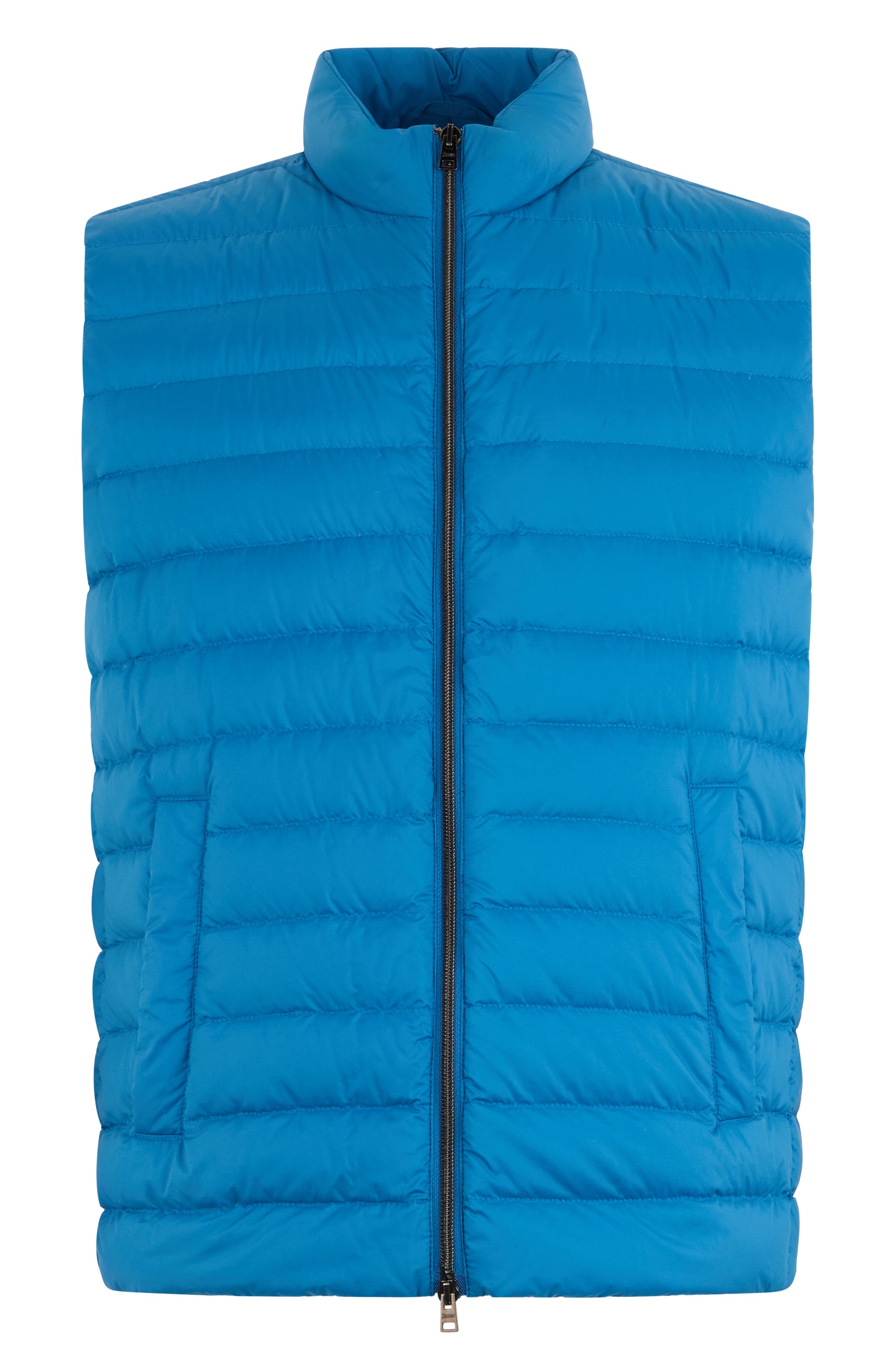 Sleeveless blue jacket with modern and versatile design