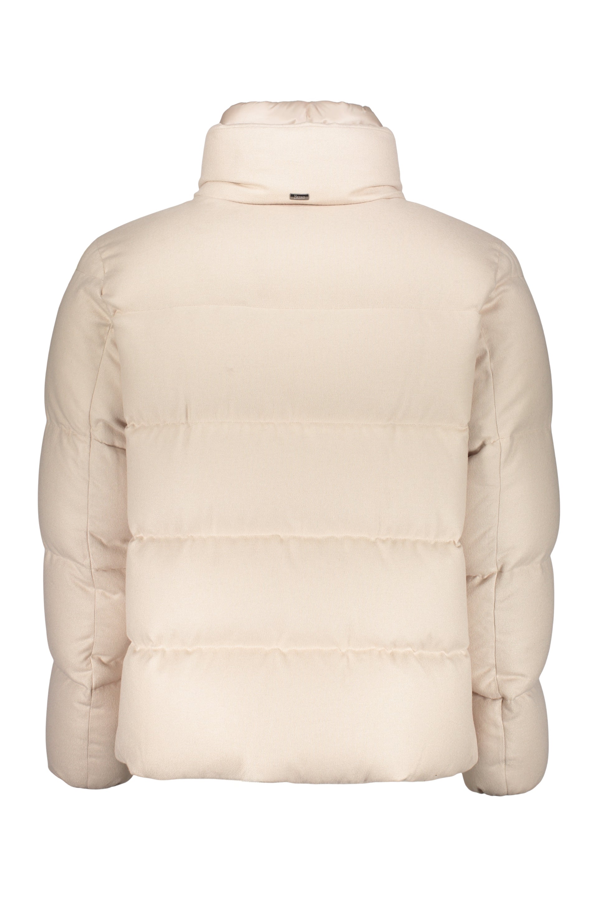 Modern, warm and versatile padded jacket