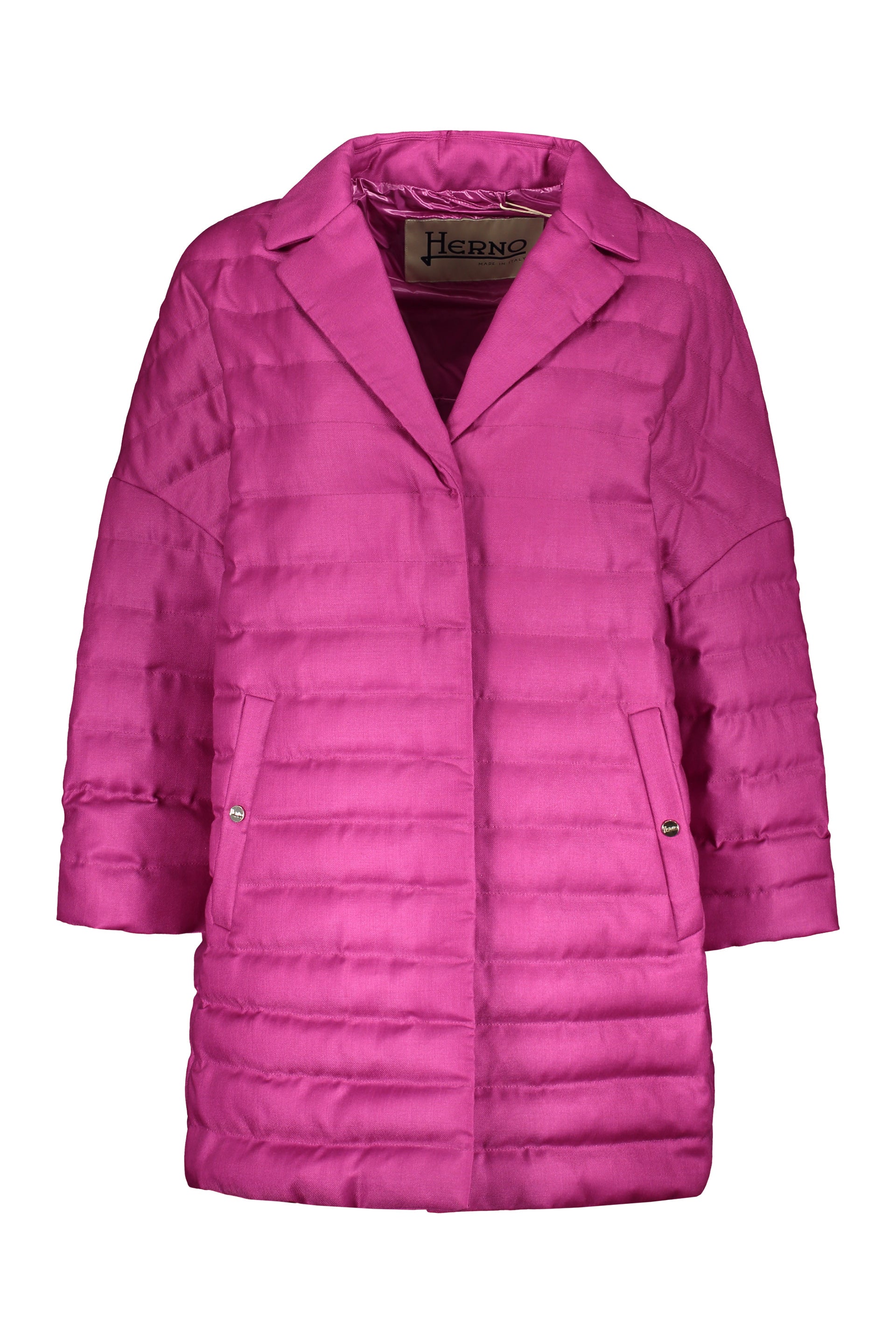 Snap button fastening down jacket
