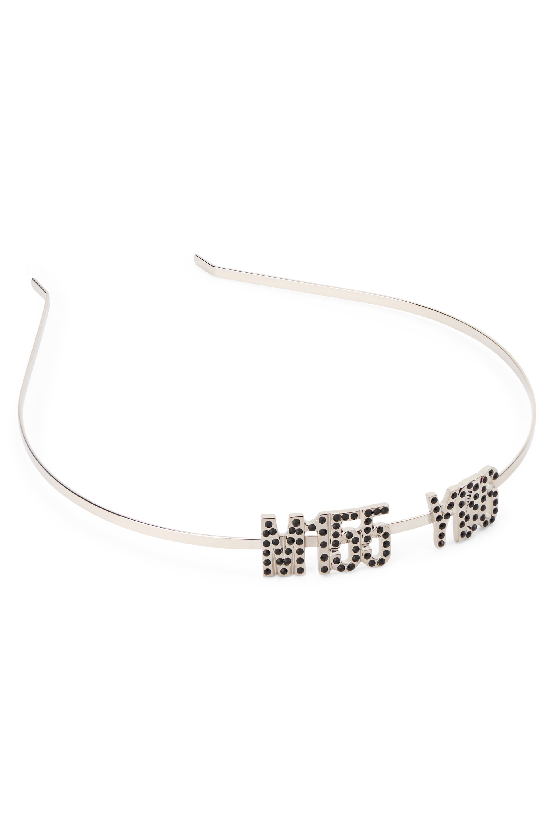Elegant and minimalist hairband.