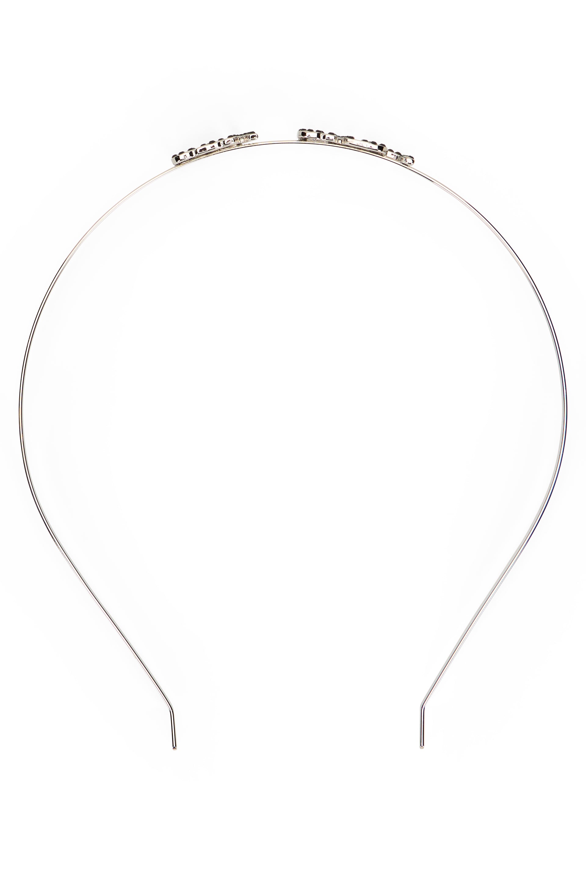 Hairband in silver color, versatile and chic.
