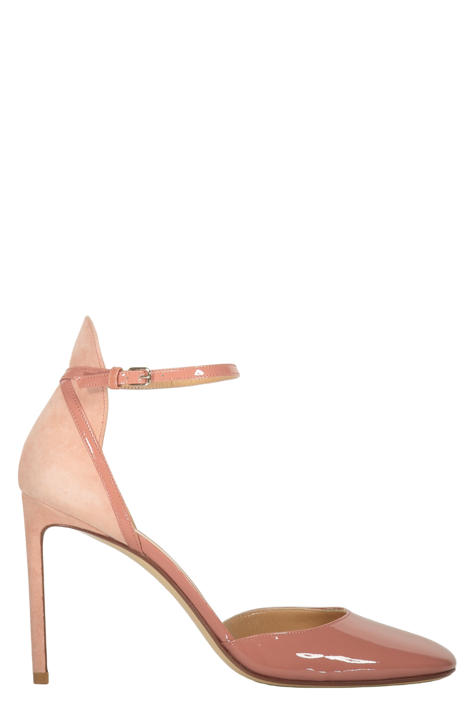 Décolleté in leather