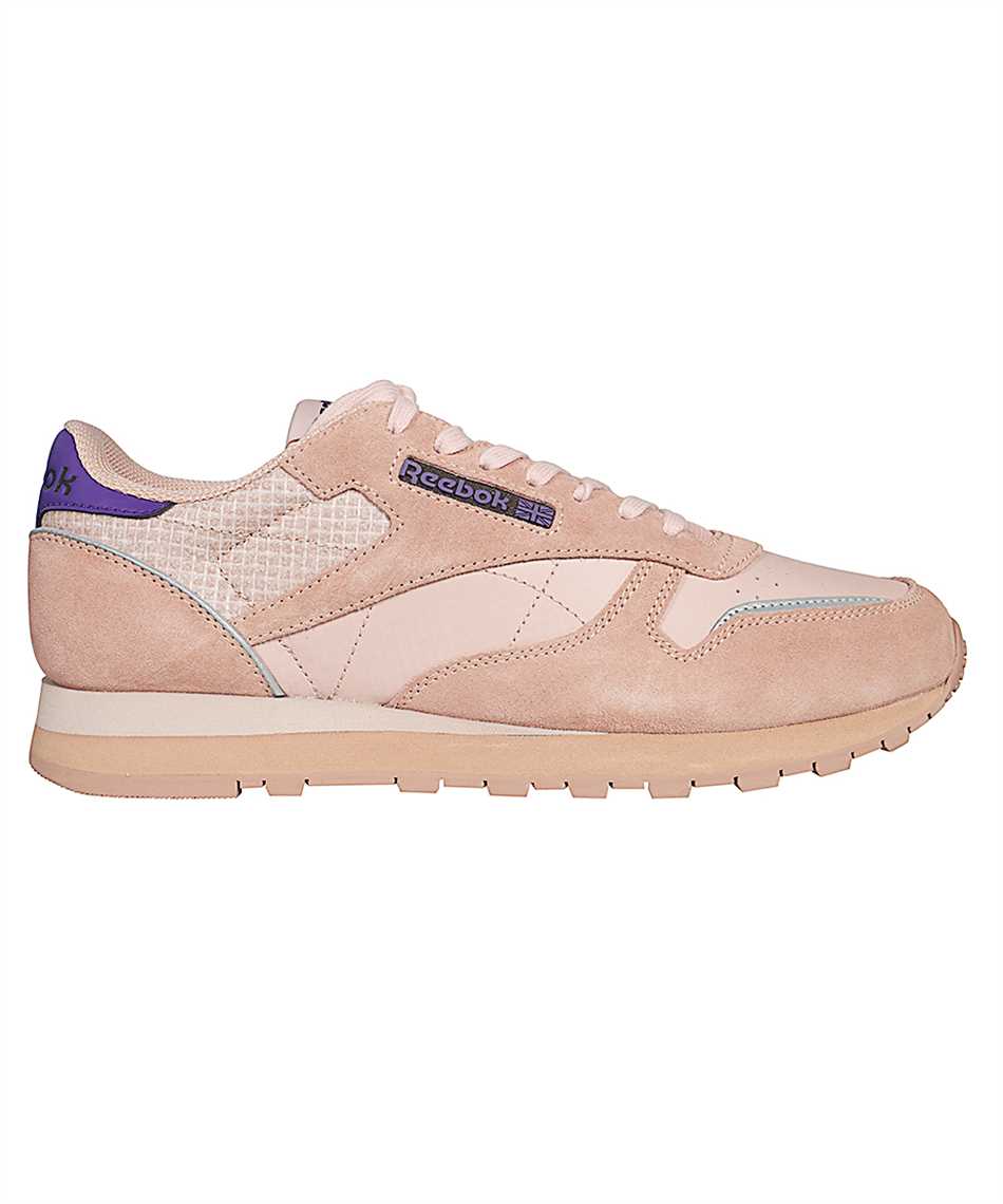 Low-top sneakers