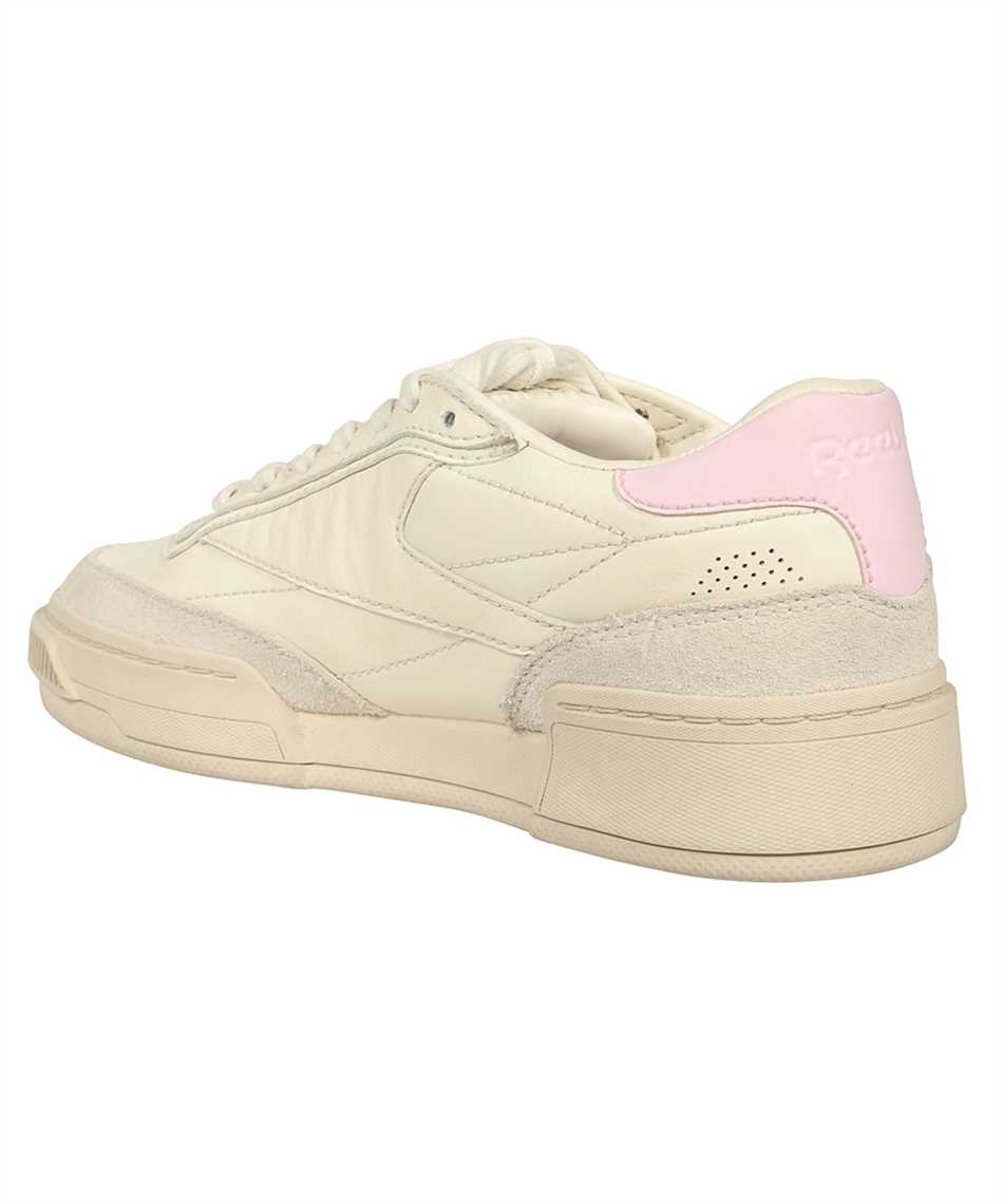 Low-top sneakers