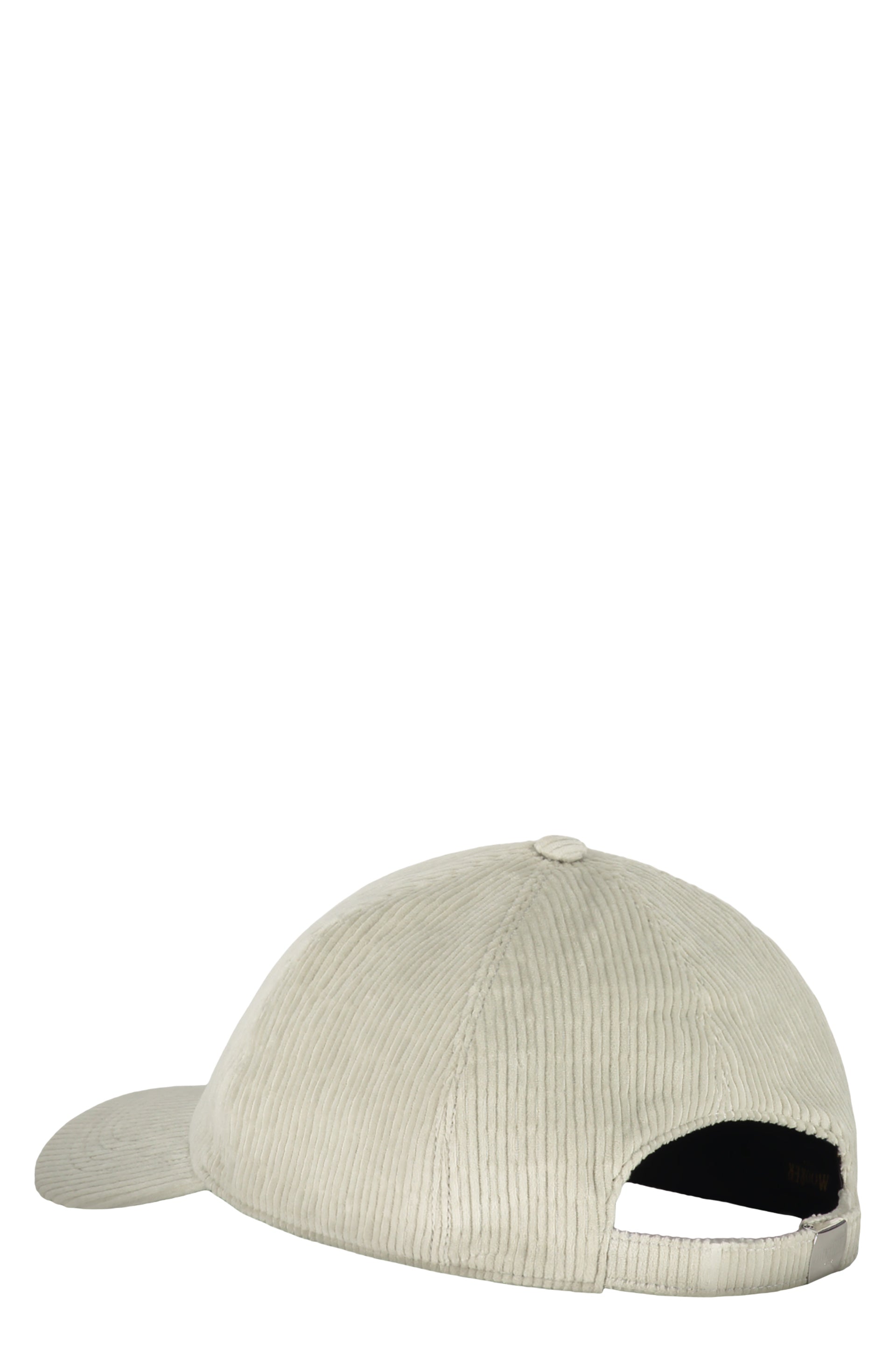 Baseball cap with logo