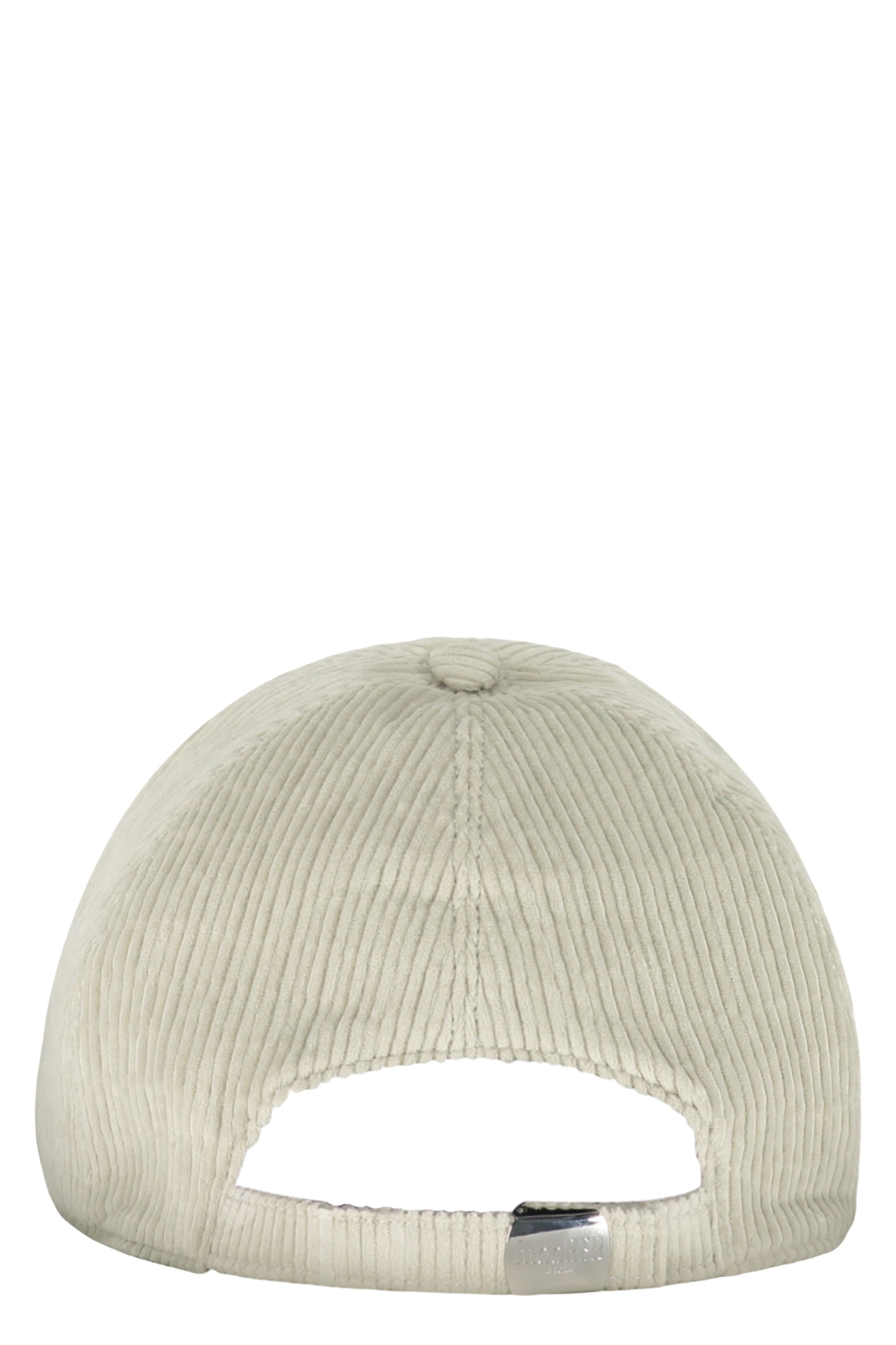 Baseball cap with logo