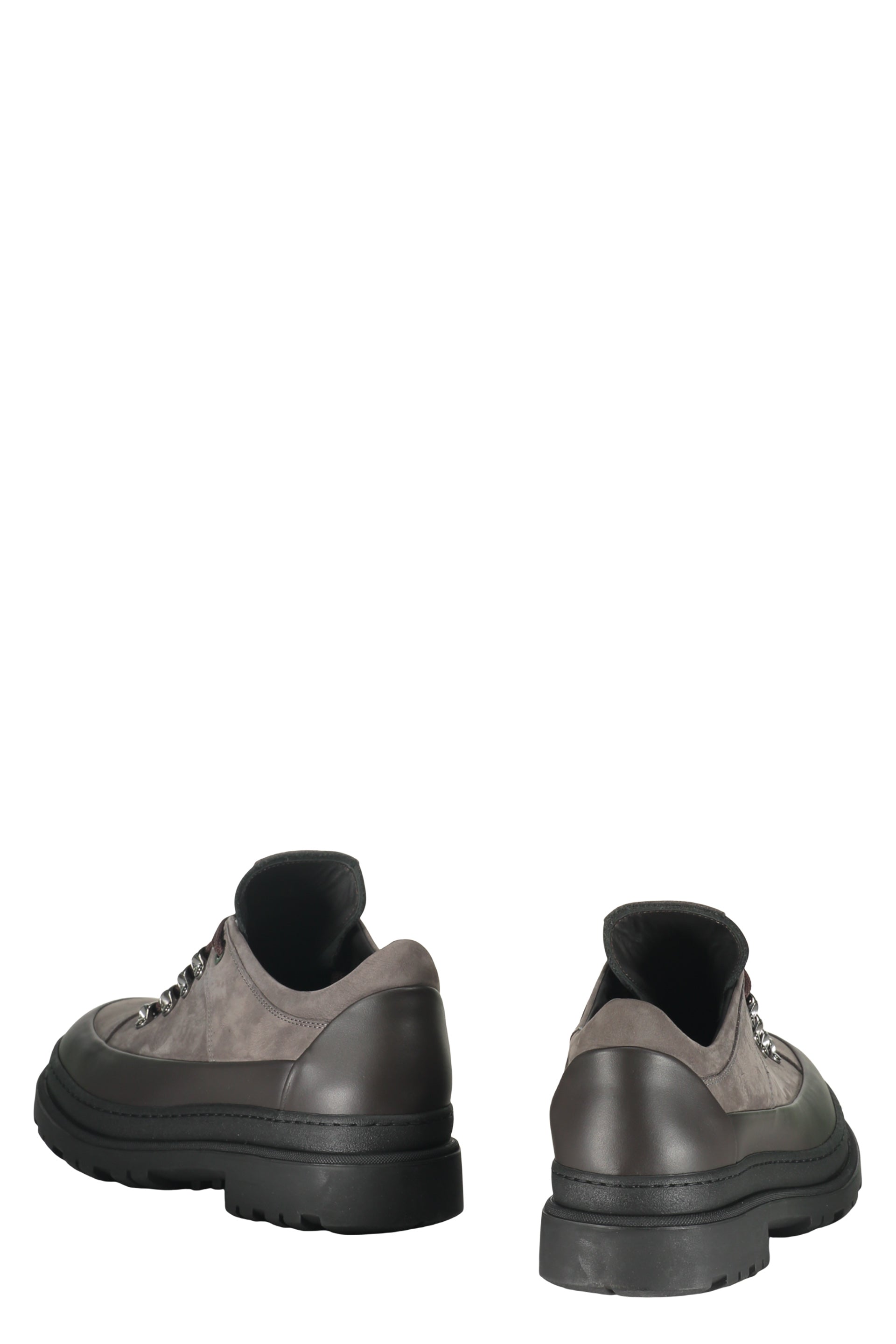 Leather lace-up shoes