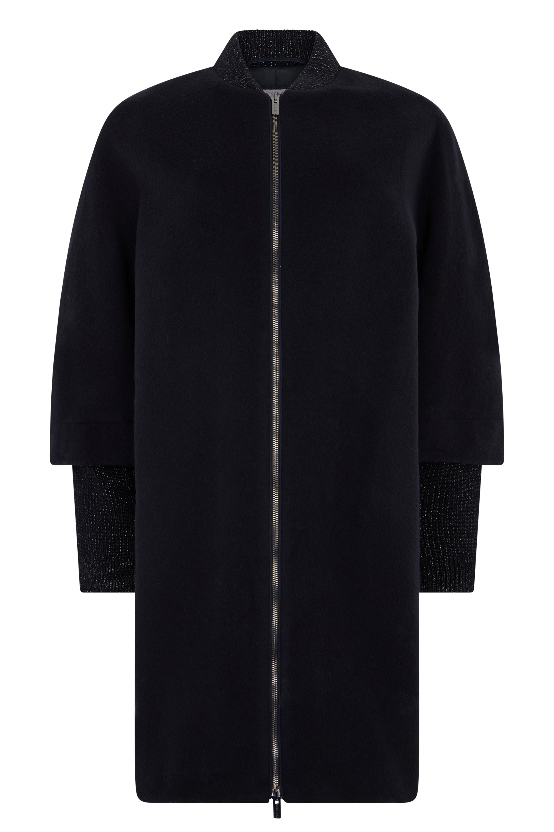 Elegant long black coat with zipper.