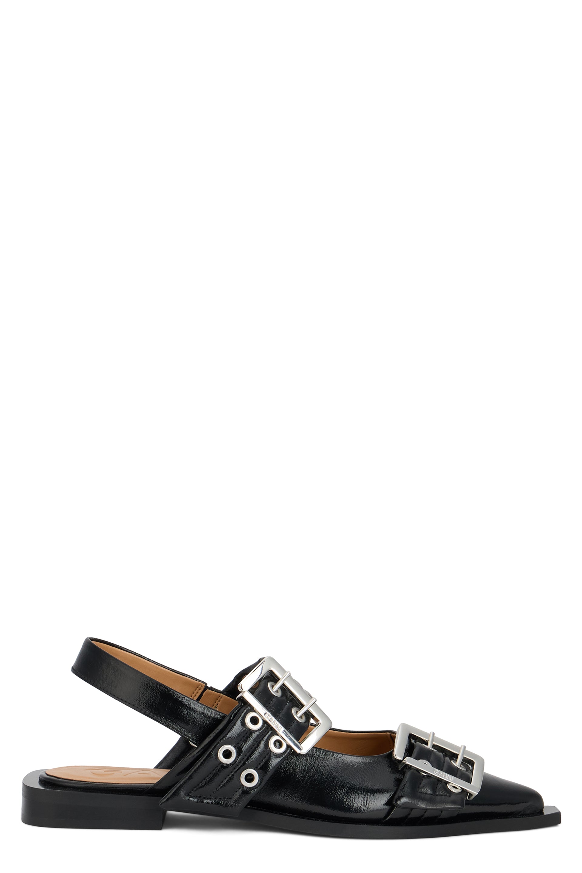 Flat ballerinas with buckle