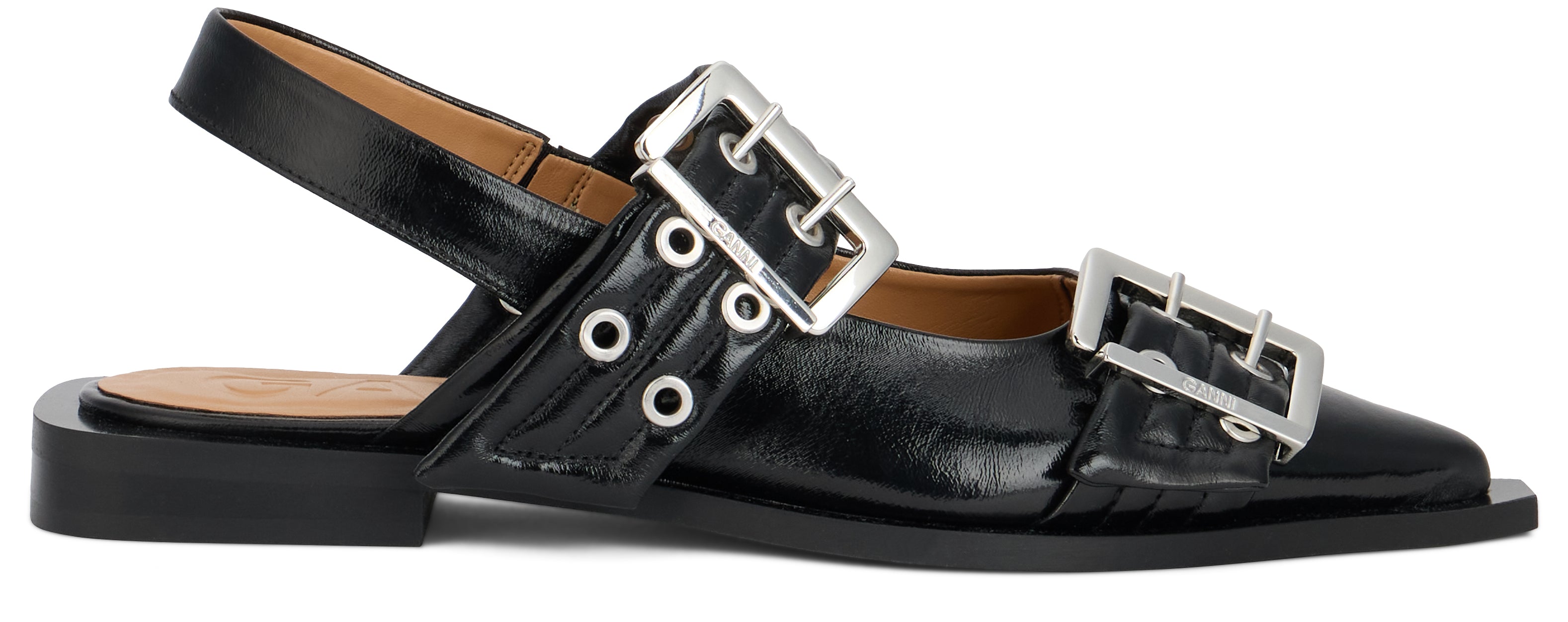 Flat ballerinas with buckle