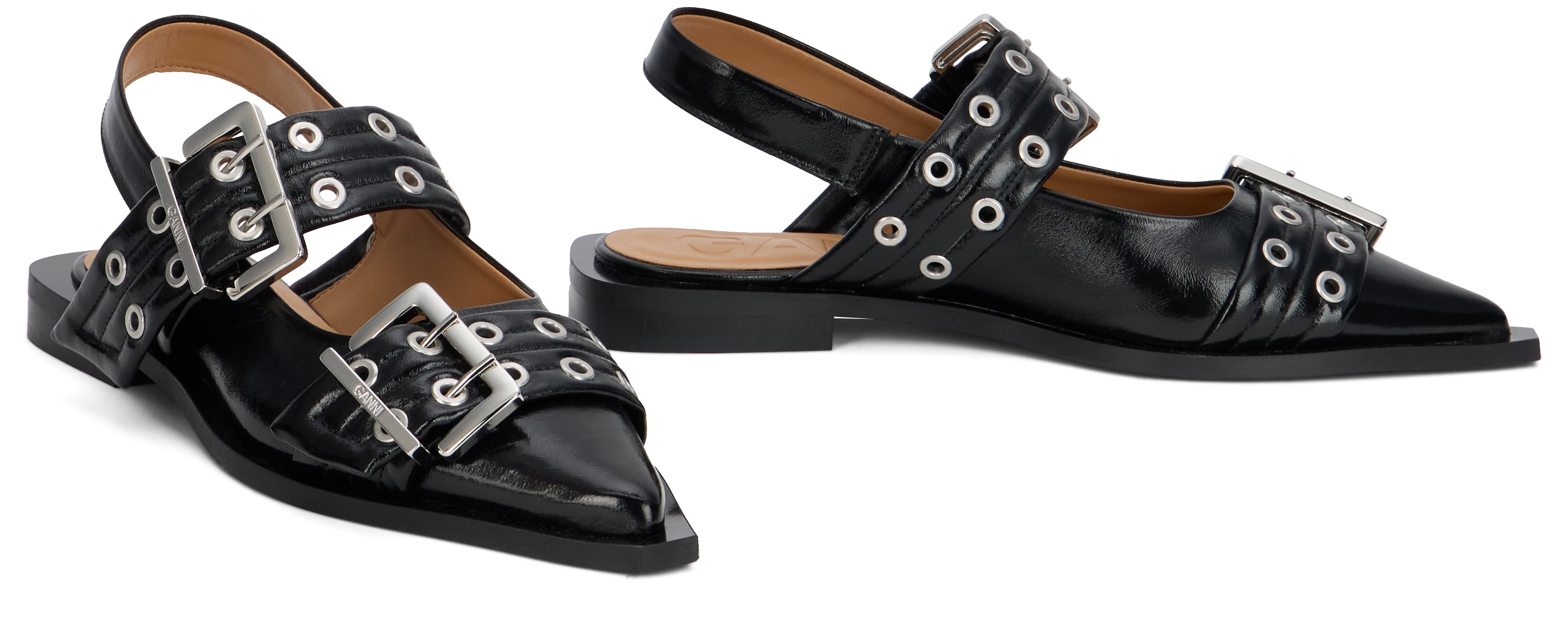 Flat ballerinas with buckle