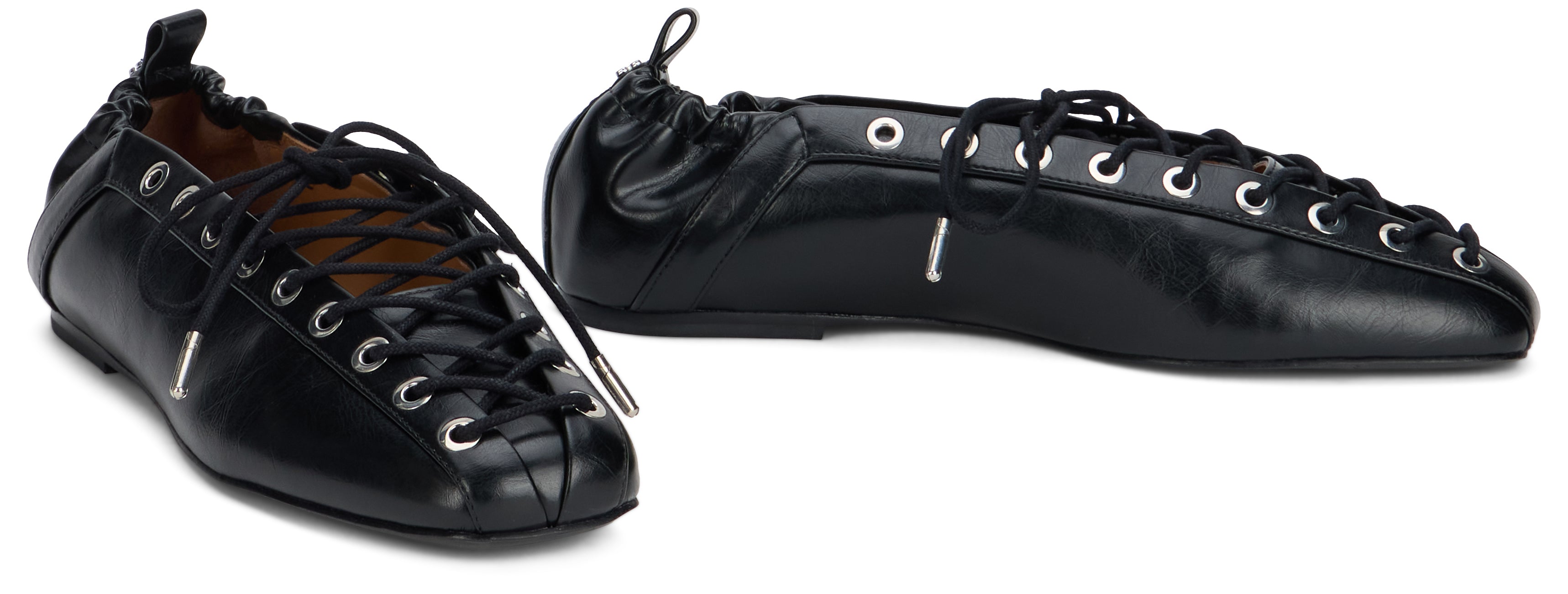 Ballet shoes with eyelets