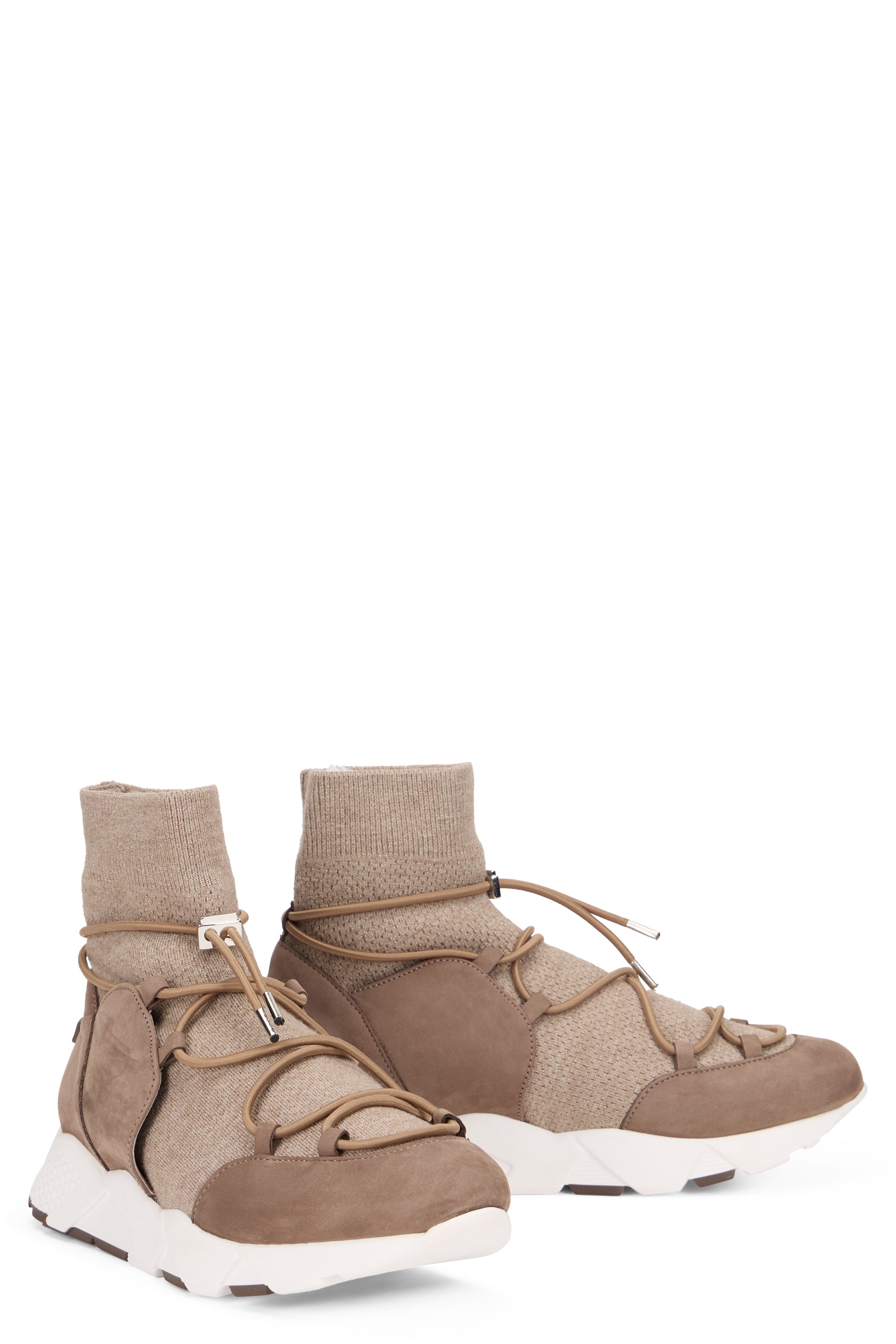 Beige sneakers with a modern and versatile design.