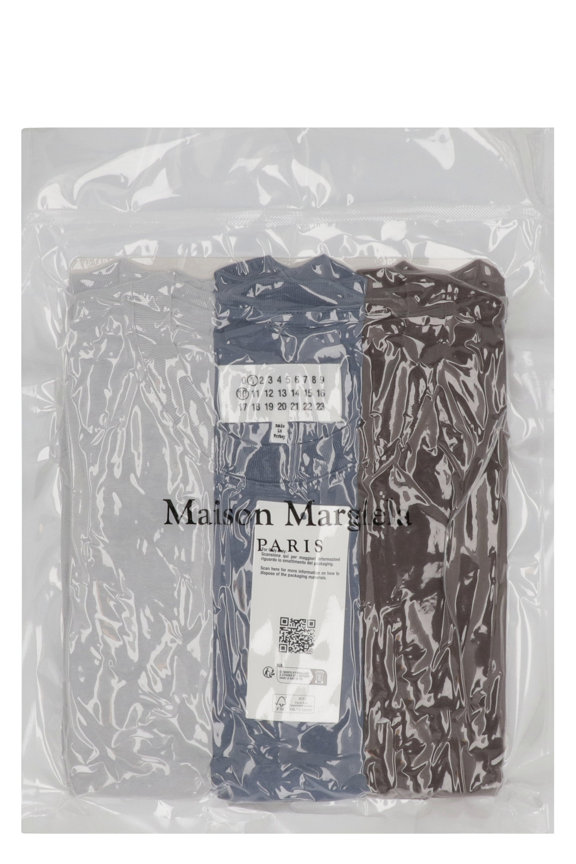 Set of three cotton t-shirts