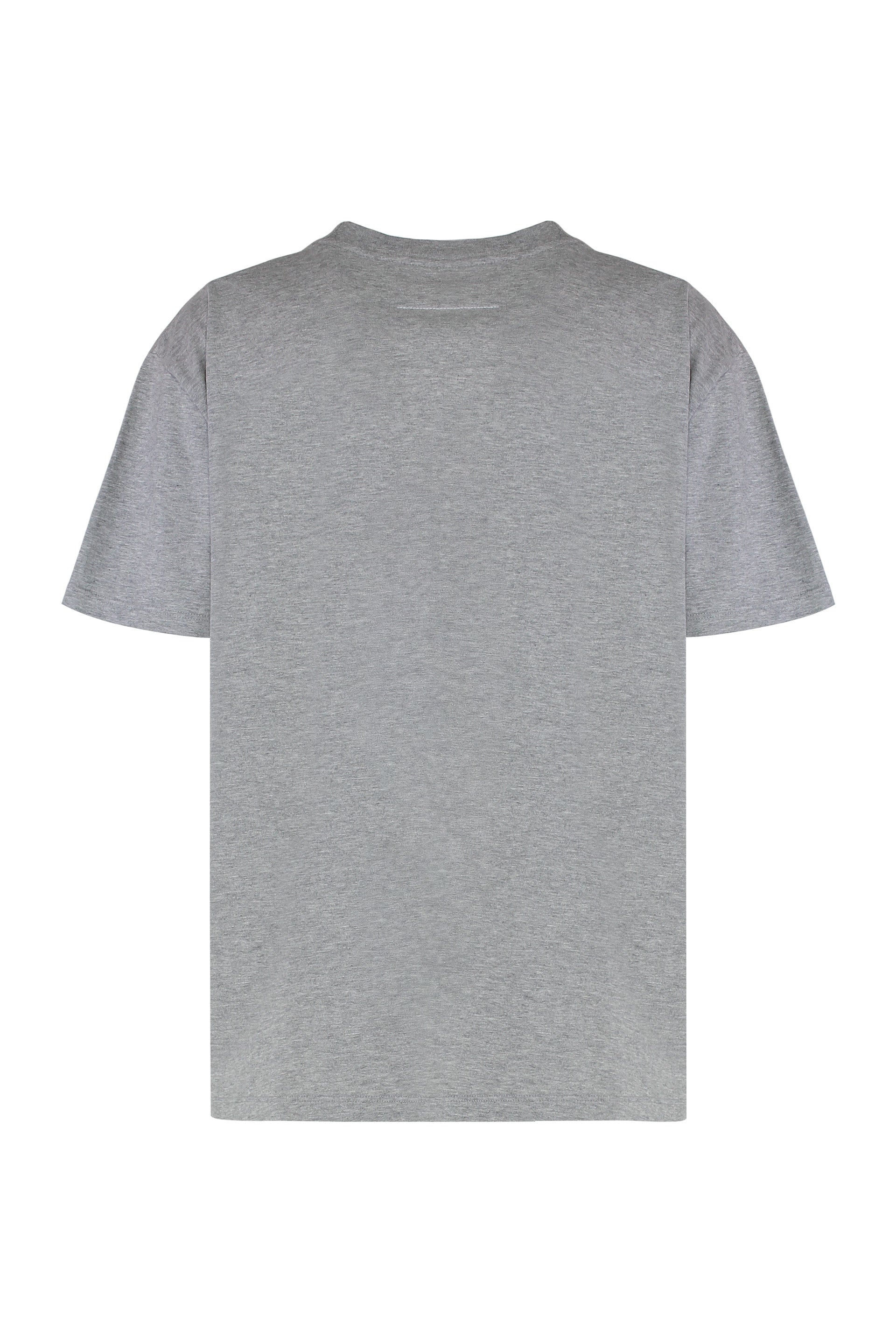 T-shirt with spray effect