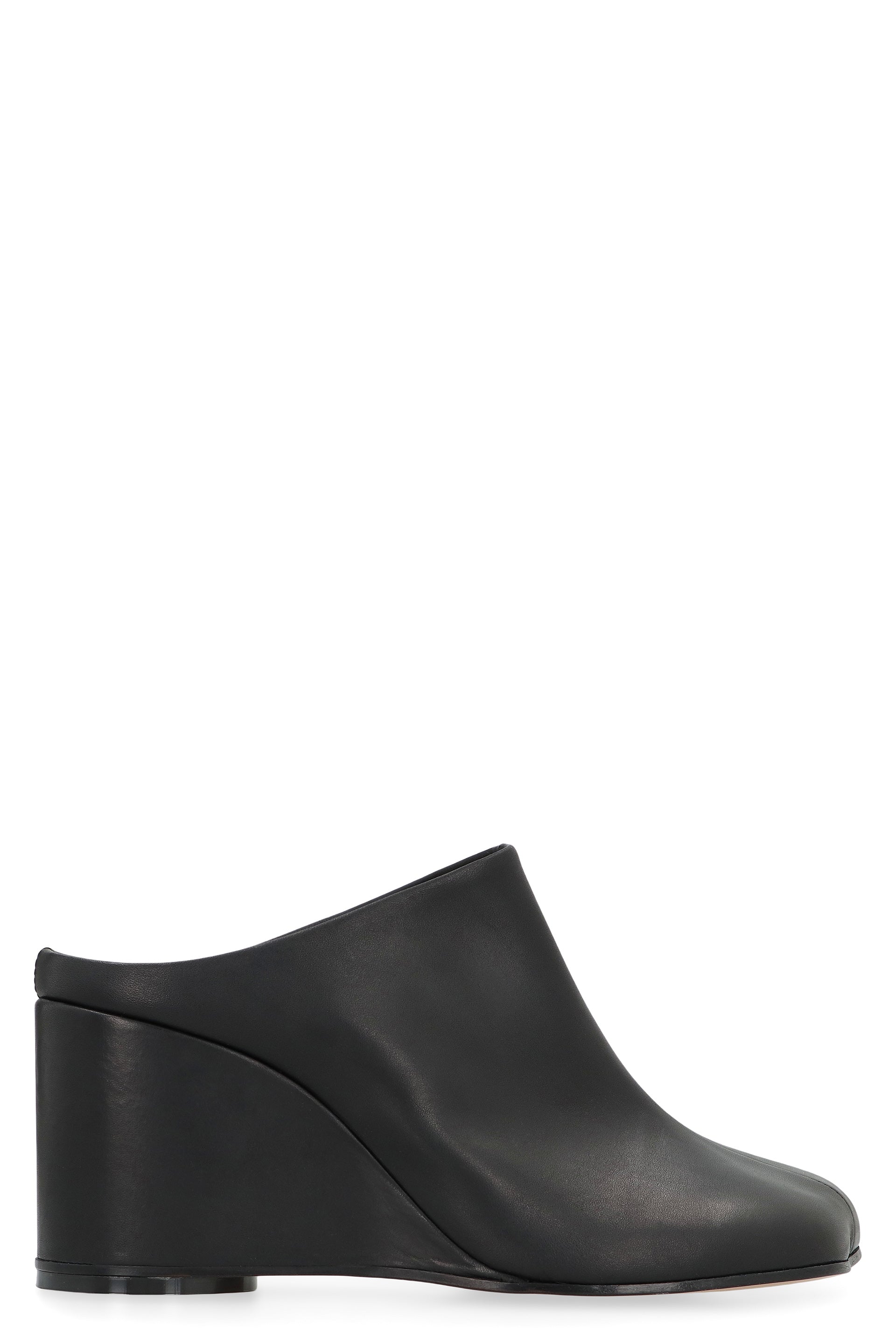 Leather mules