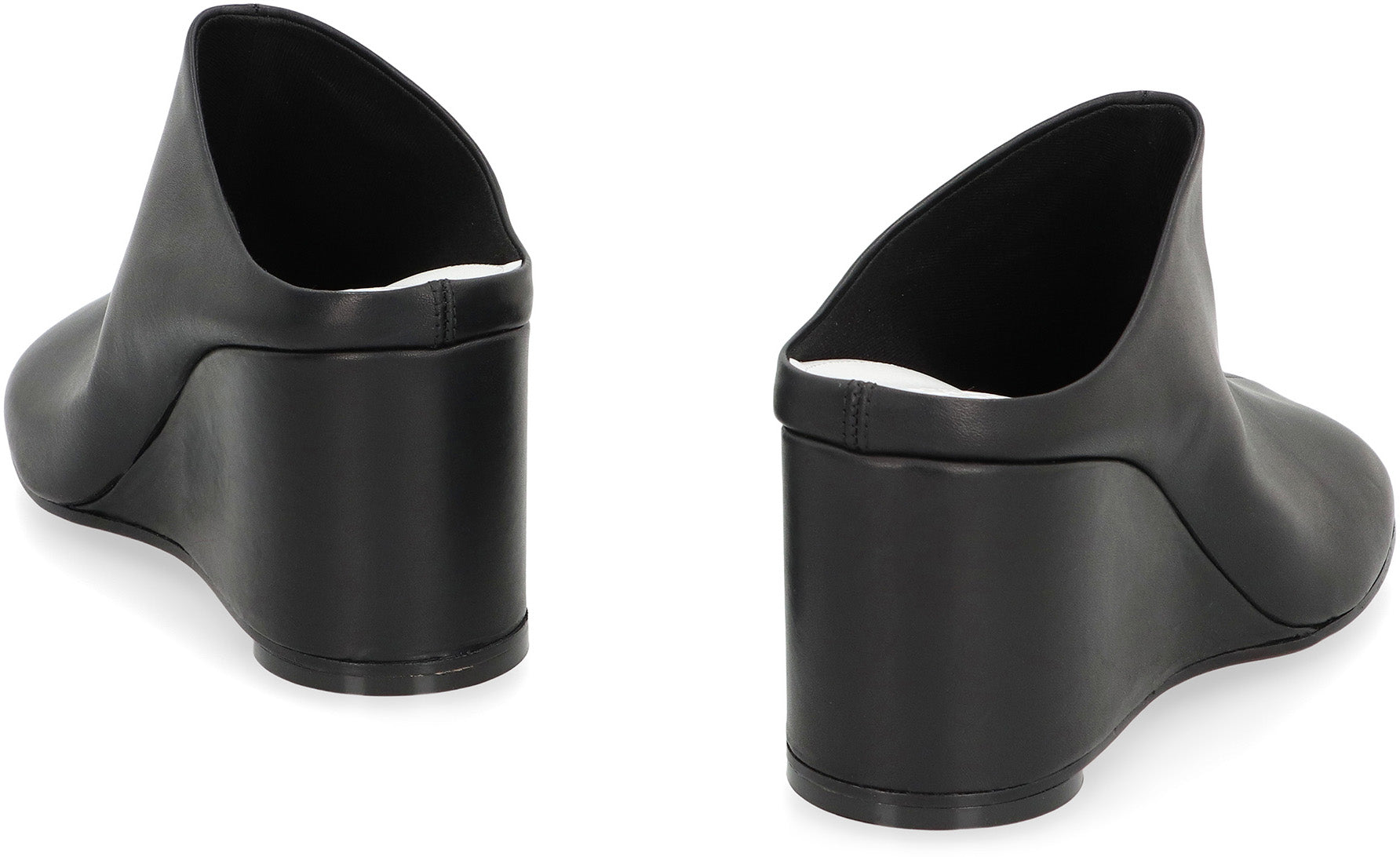 Leather mules