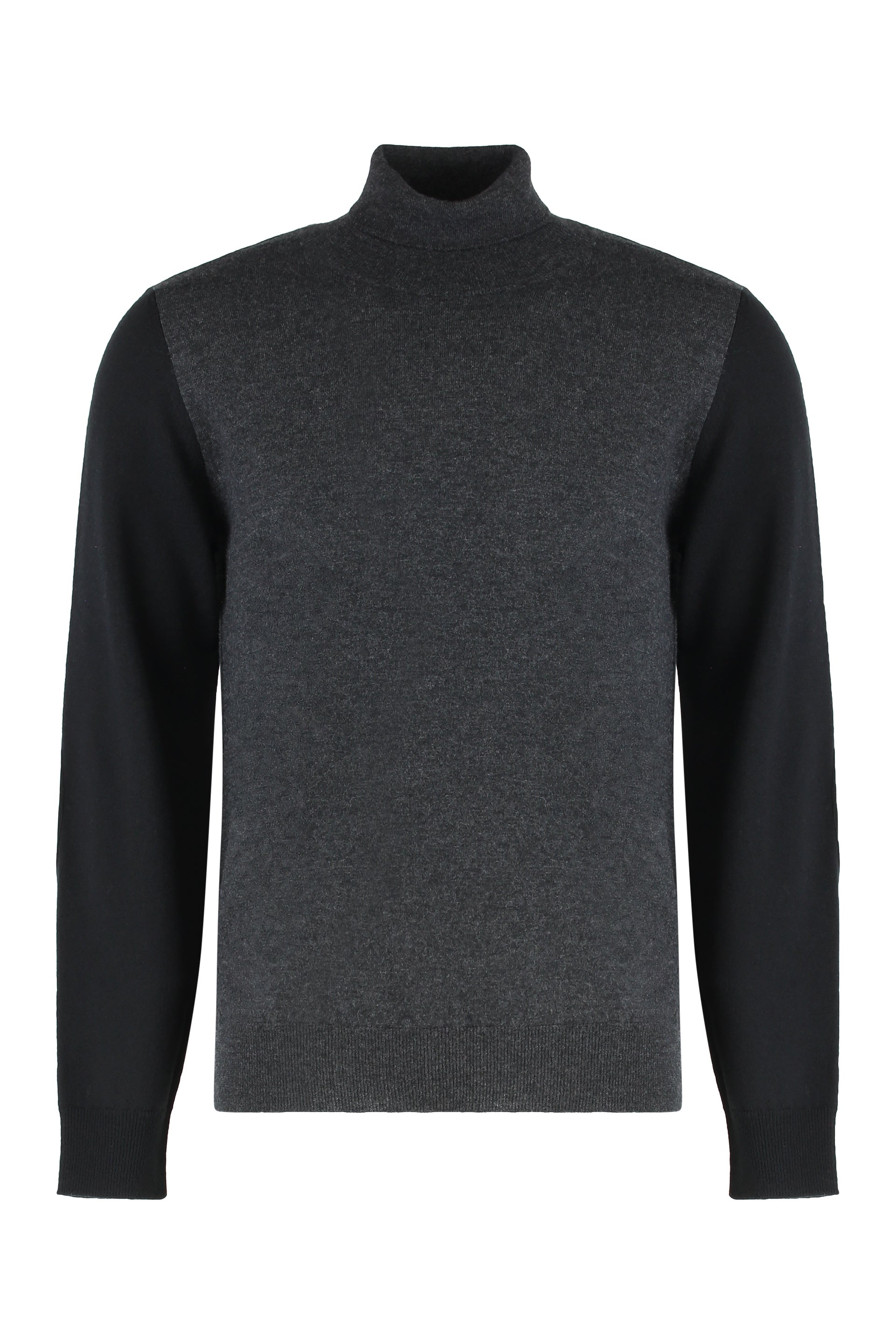 Round neck sweater in wool