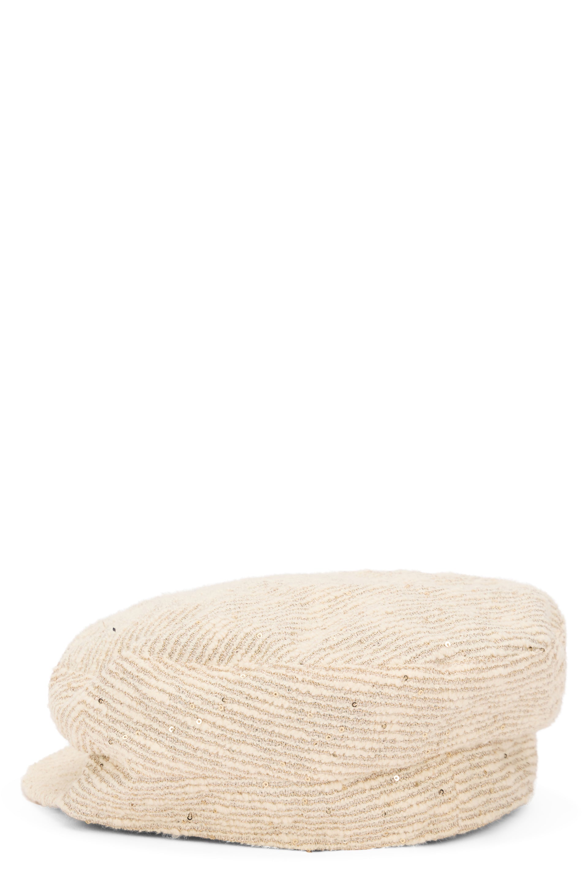 Elegant hat in sandy tones in light fabric.