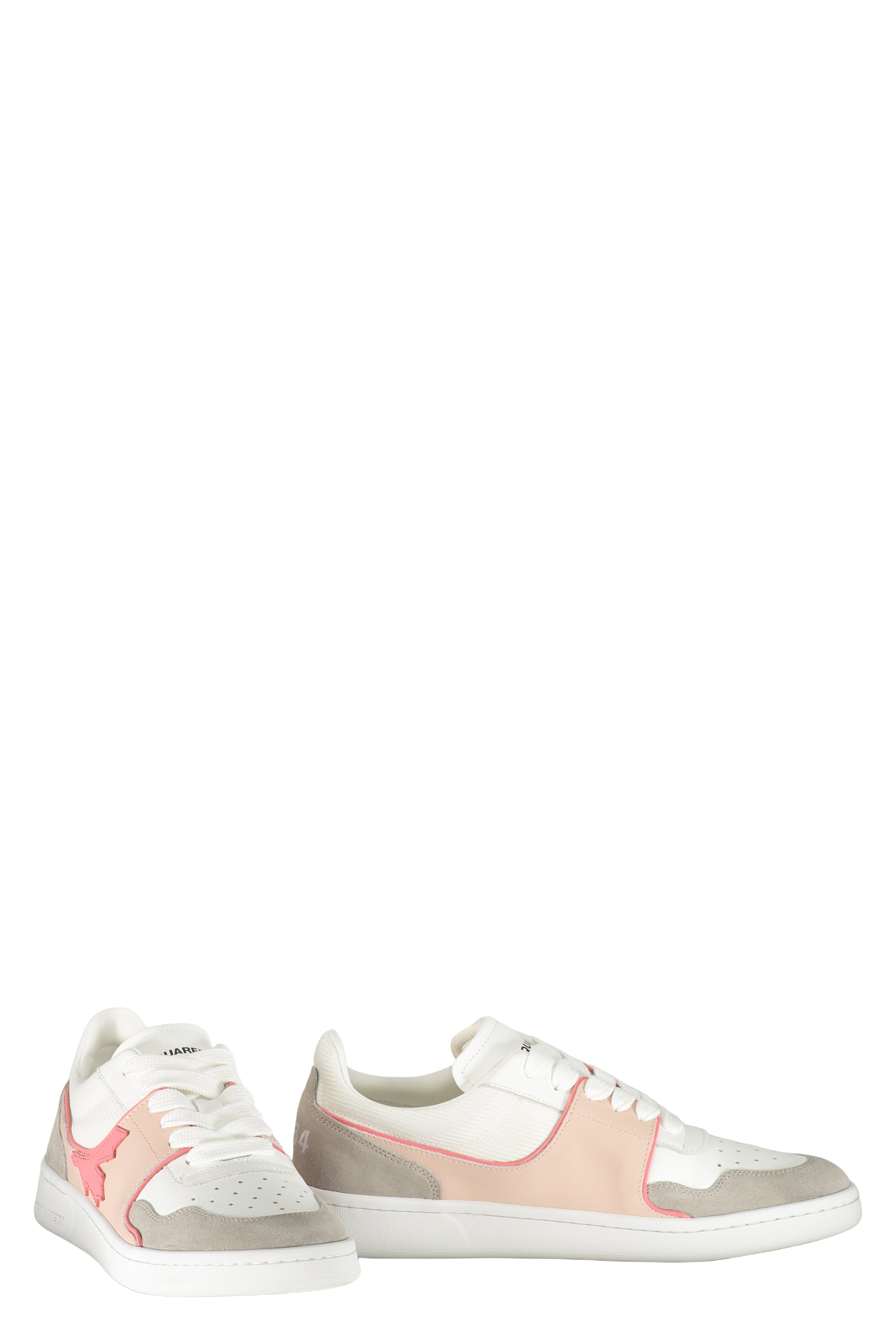 White low sneakers with contrasting details