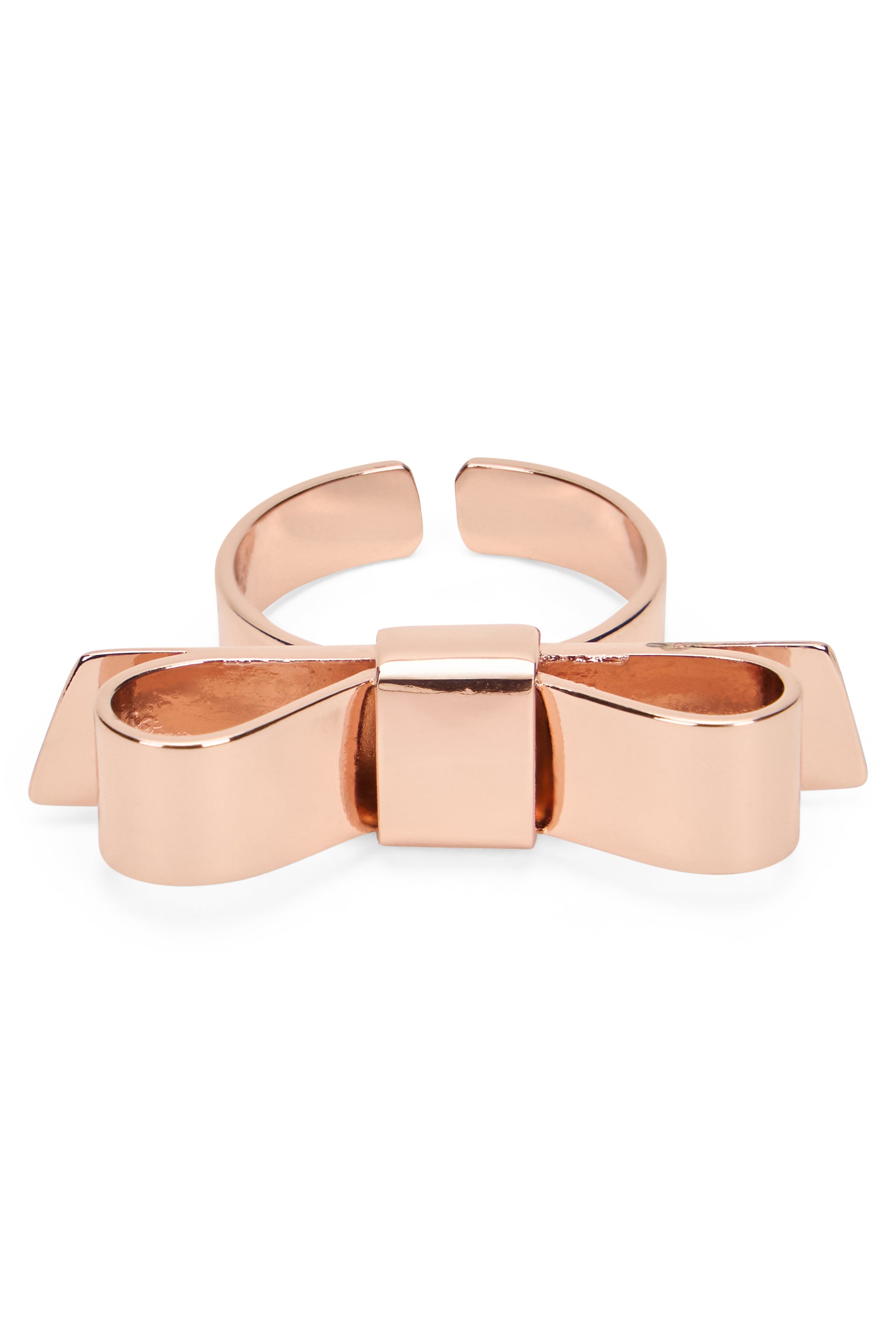 Elegant pink ring with bow from modern and refined design.