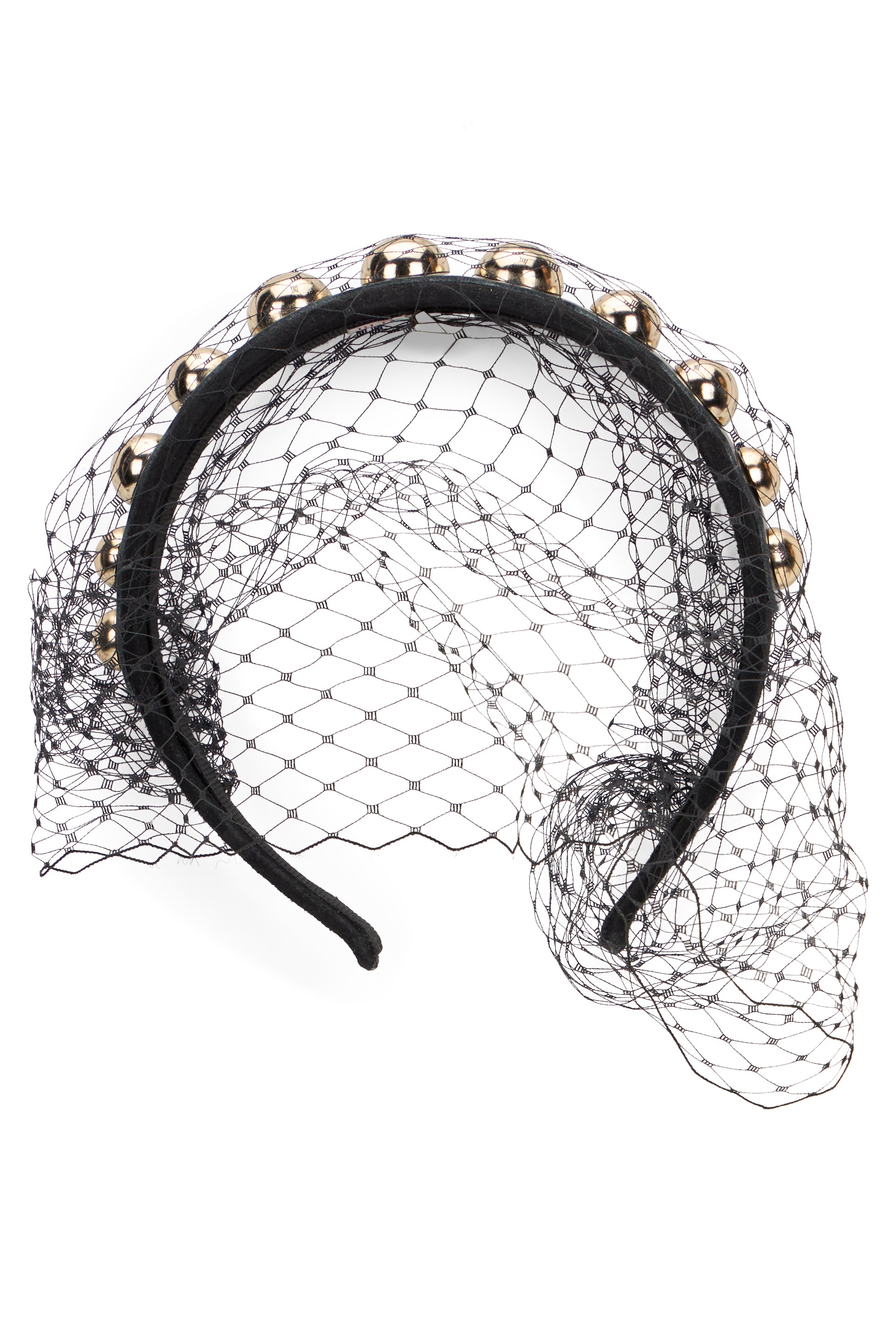 Black headband for elegant and versatile hair.