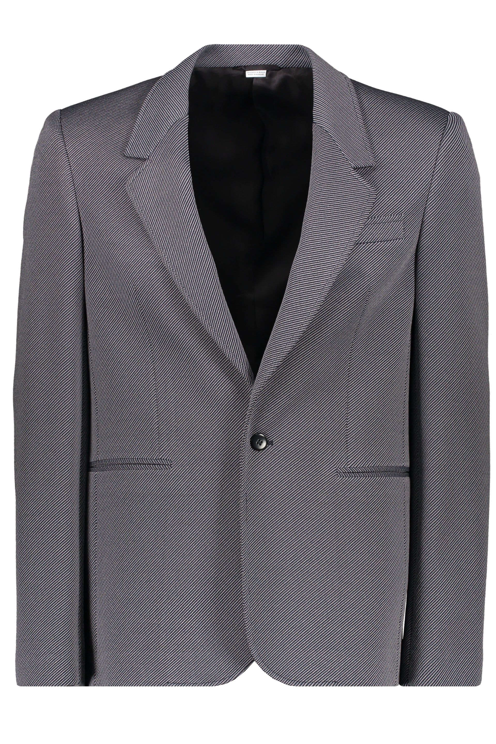Single-breasted one button jacket