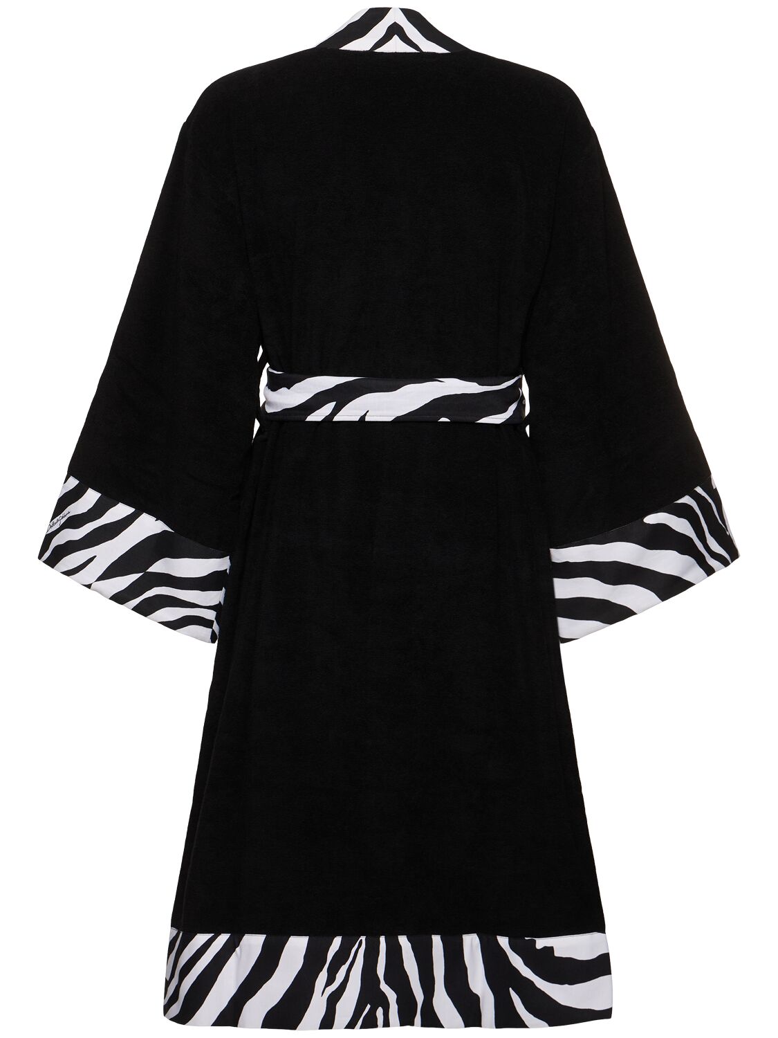 Elegant bathrobe with black and white stripes