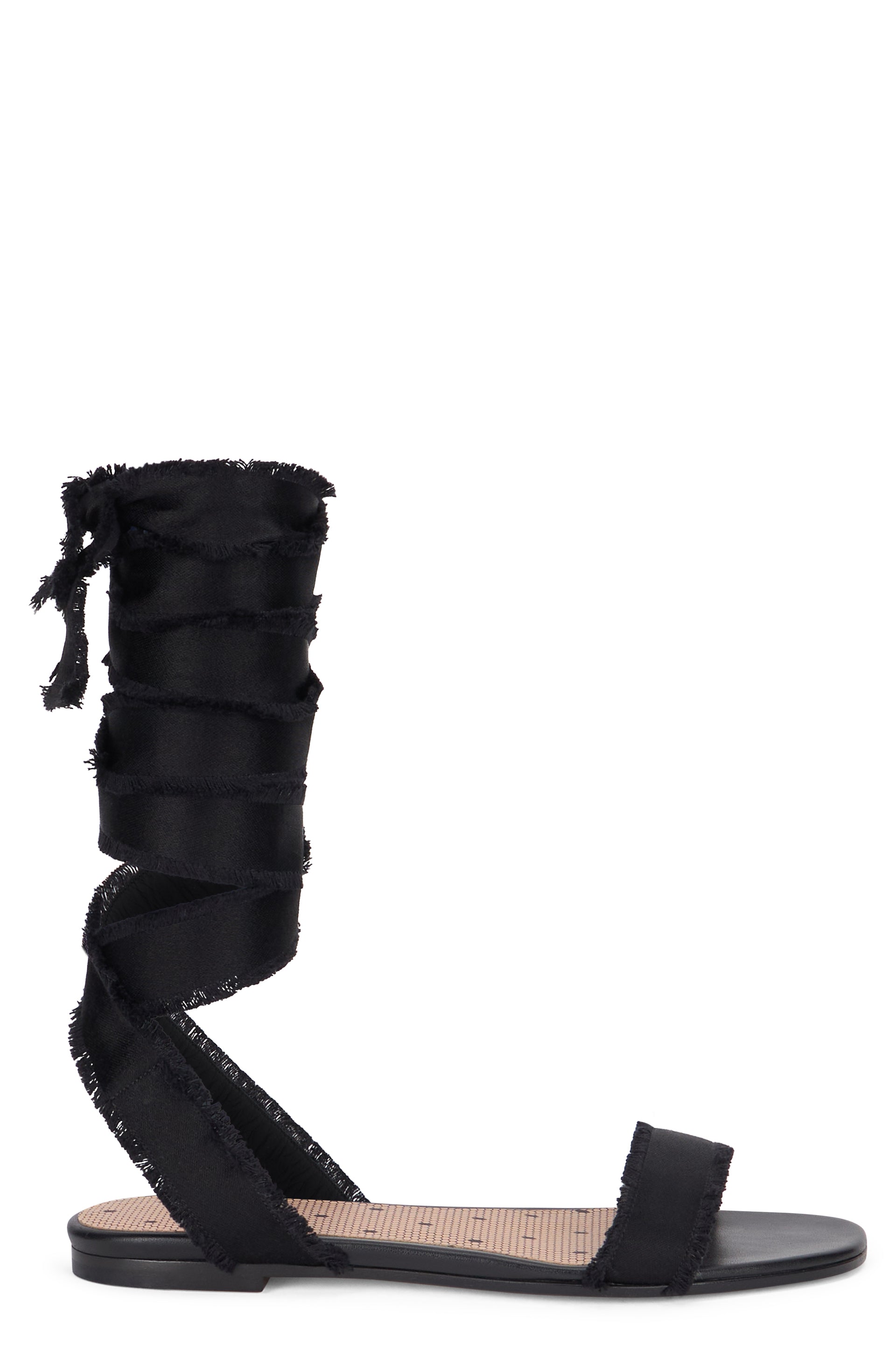 Elegant sandal to the versatile black slave.