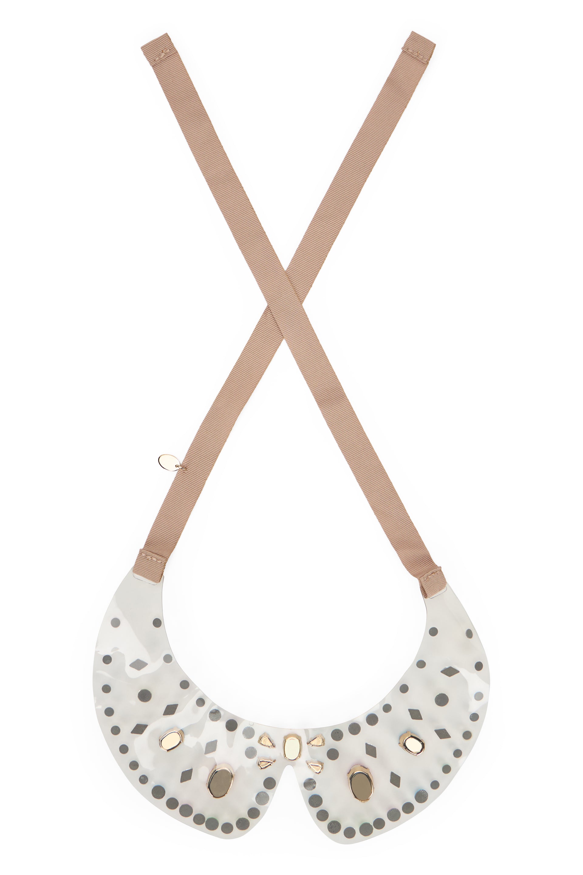 Modern necklace with elegant design and bright details.