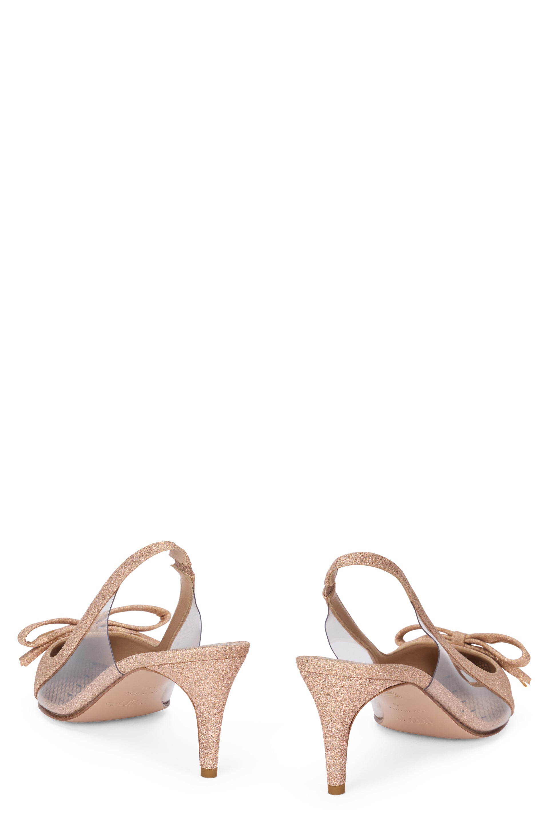 Elegant medium-heeled shoes in glittery pink.