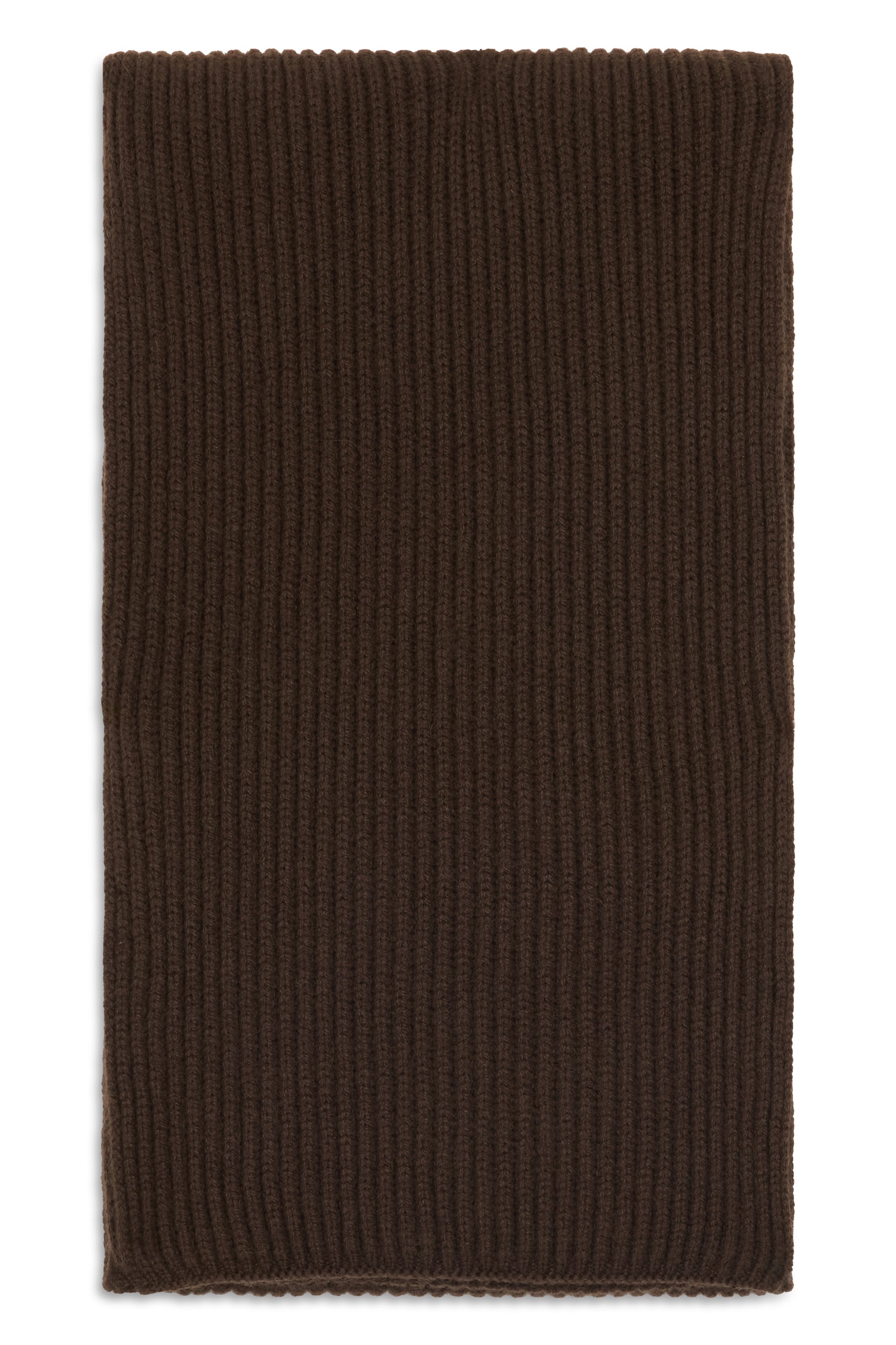 Brown knitted scarf perfect for the winter season.