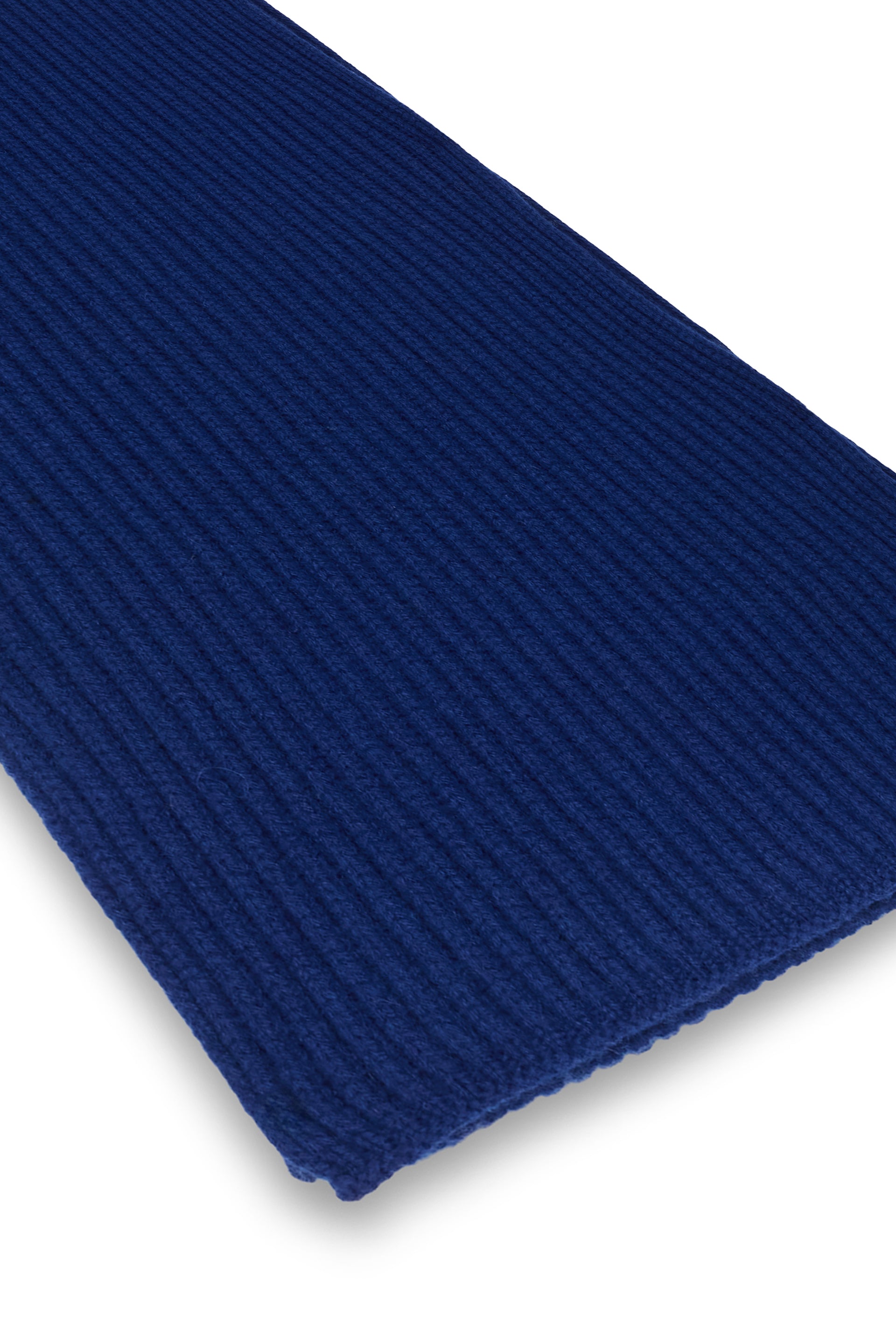 Loose blue scarf with casual design.