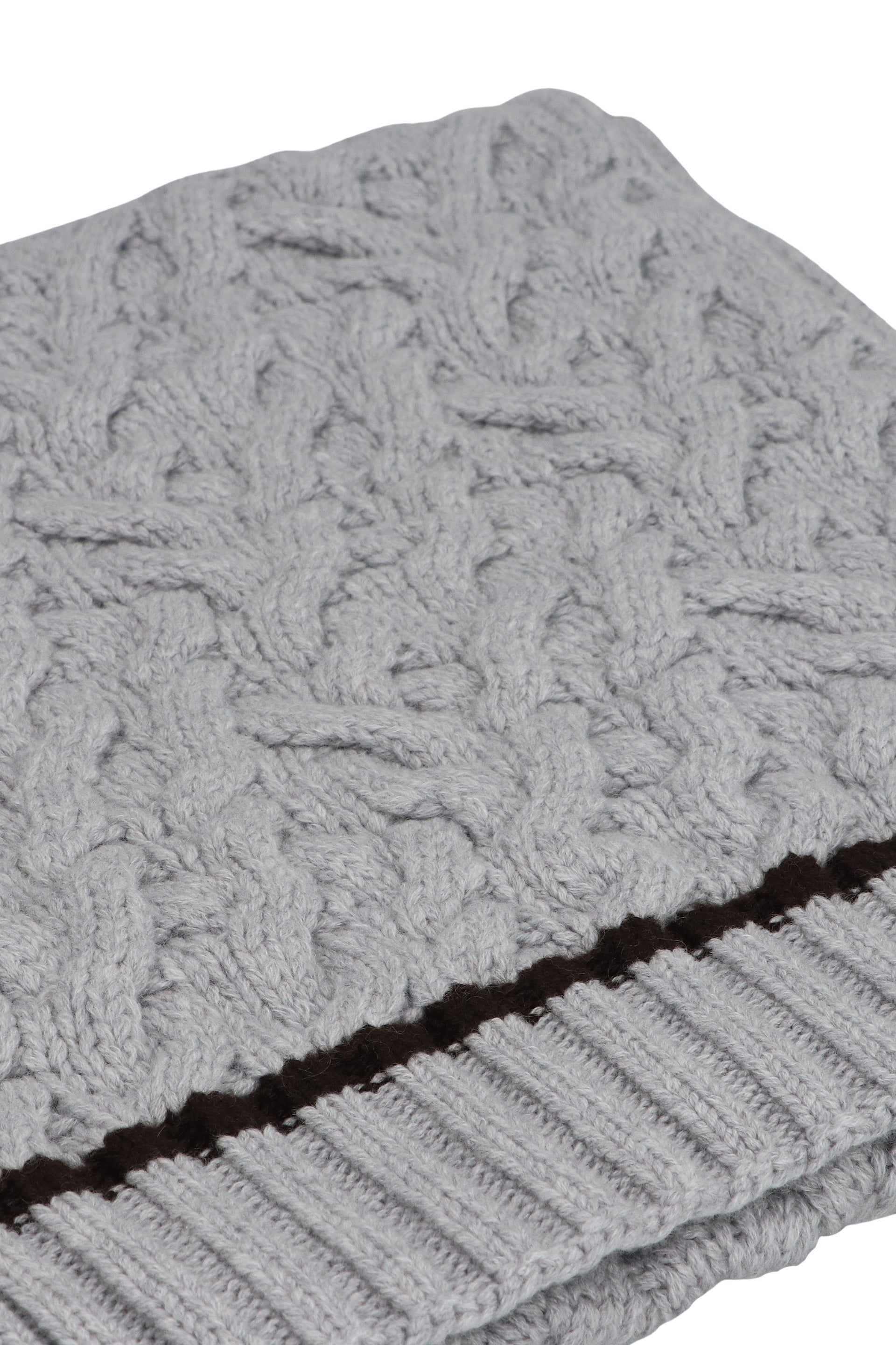 Cashmere scarf