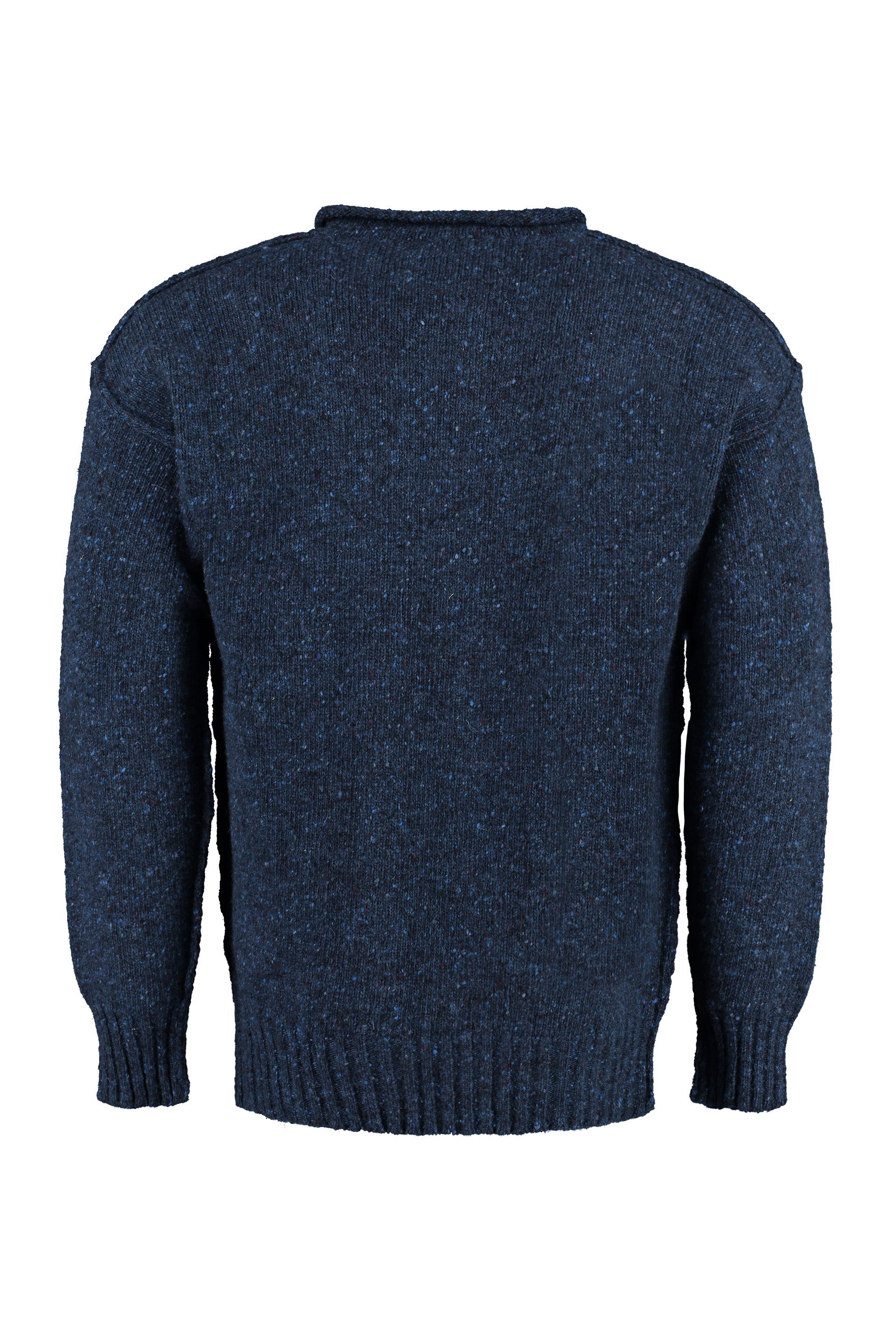 Knit wool pullover