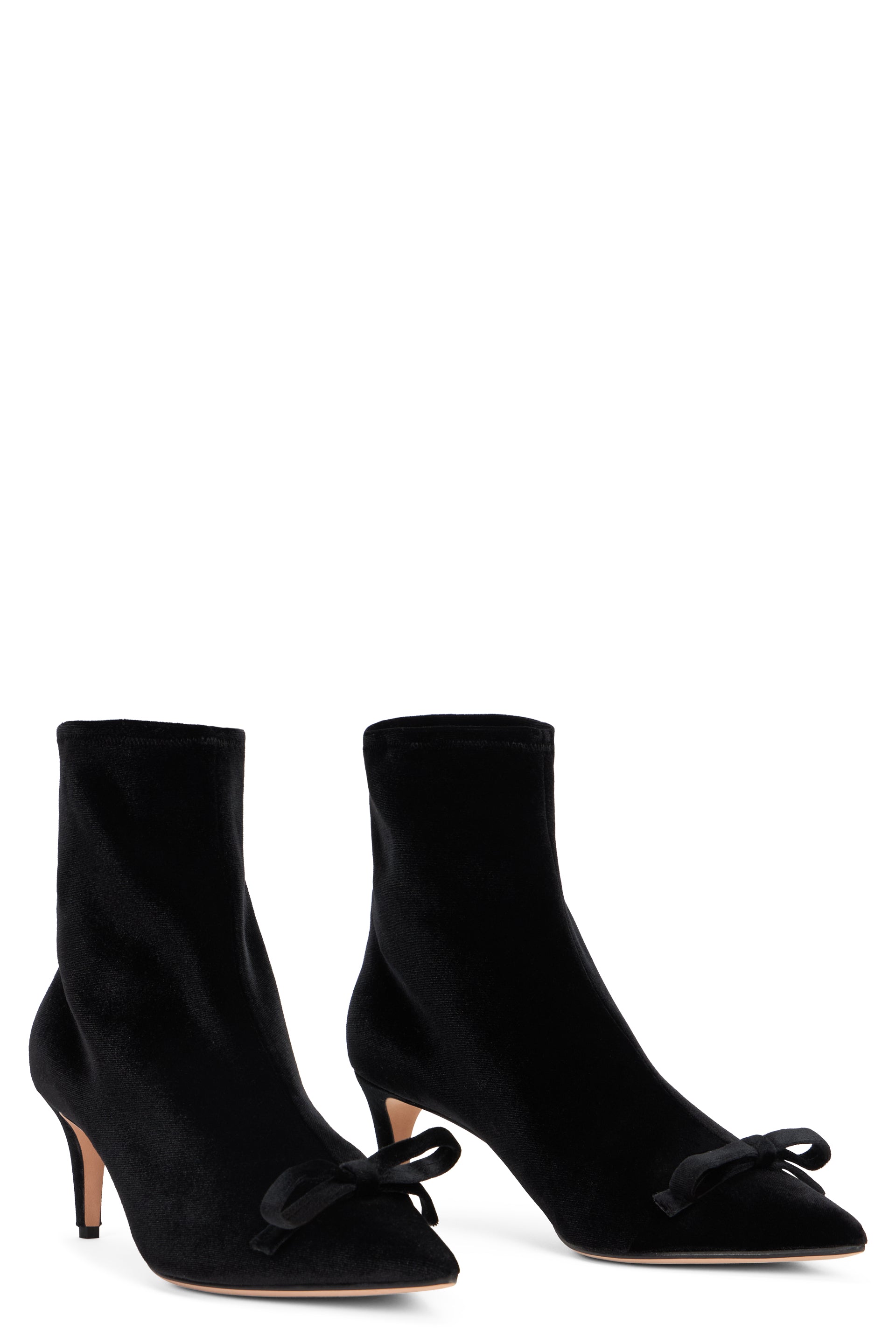 Elegant black ankle boots with stiletto heel.