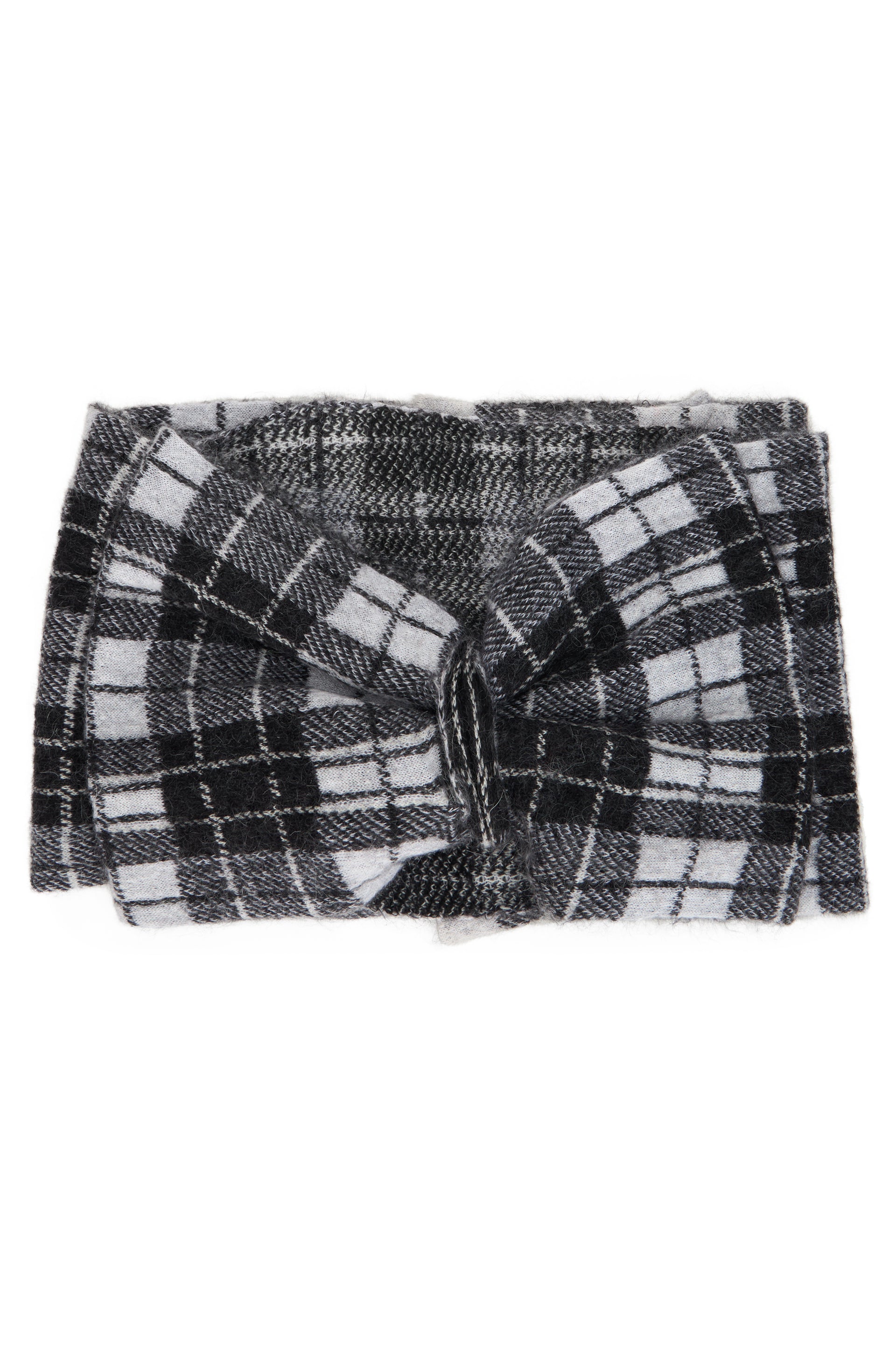 Checked headband in white and black.